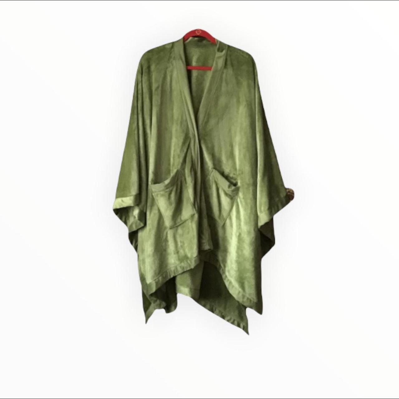 Product Image 1 - Christmas green cozy cape wrap.