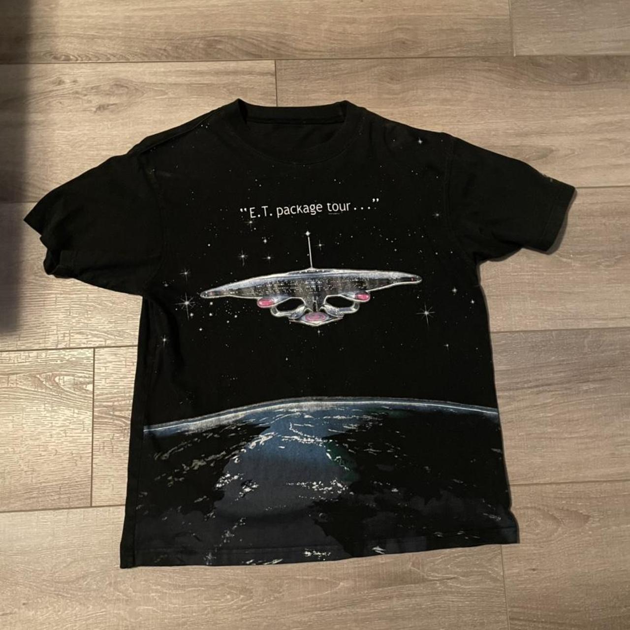 Vintage E.T. the ExtraTerrestrial shirt. Same deal... Depop
