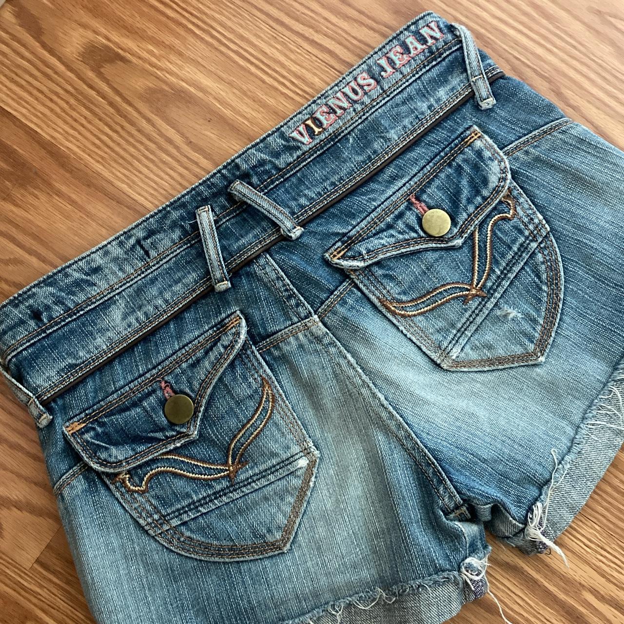 Vienus Shorts (cutest details ever on the pockets &... - Depop