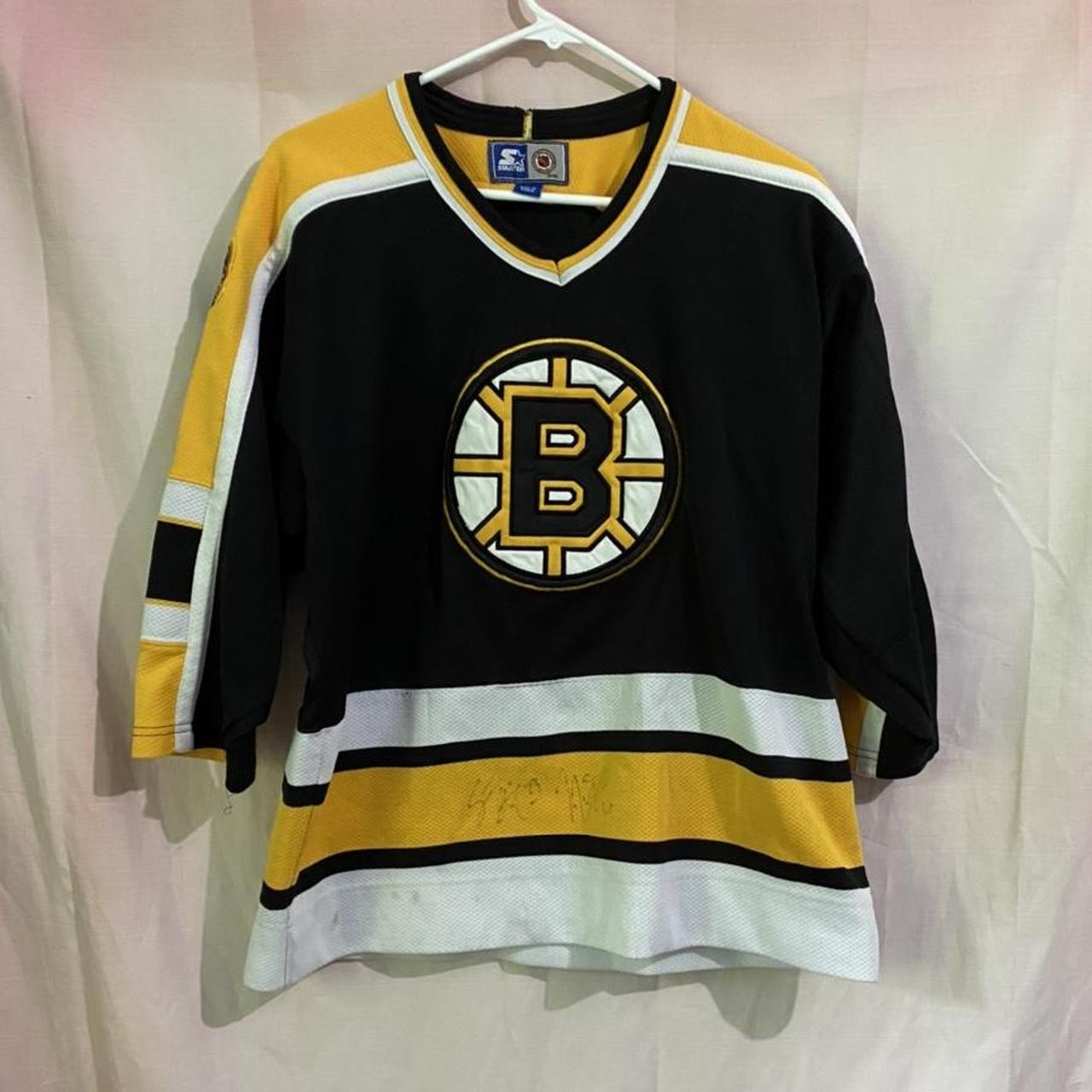 90s Starter Boston Bruins Jersey Signed? Size Youth... - Depop