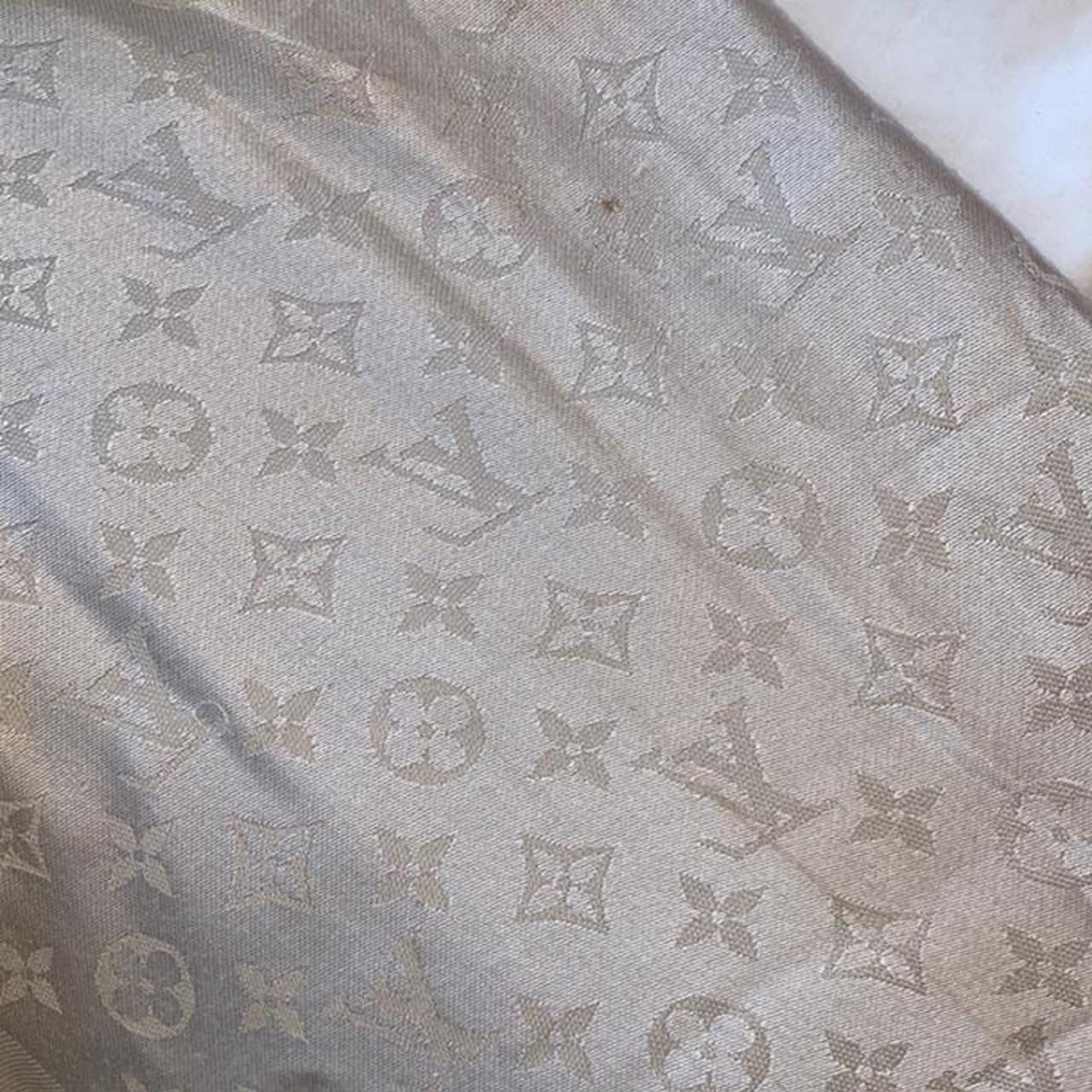 Louis Vuitton monogram shawl - Depop
