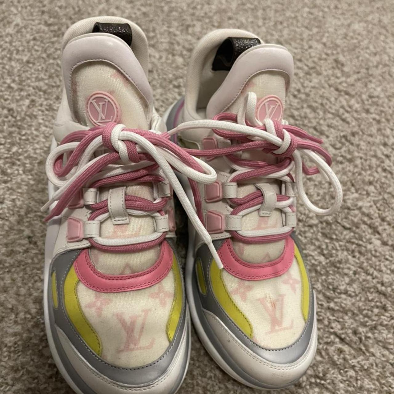 Pink and white time out Louis Vuitton sneakers size - Depop
