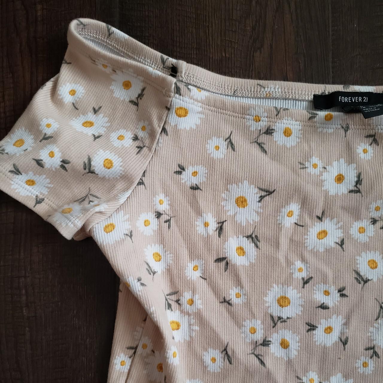 Forever 21 Women's Pink and White Crop-top (2)