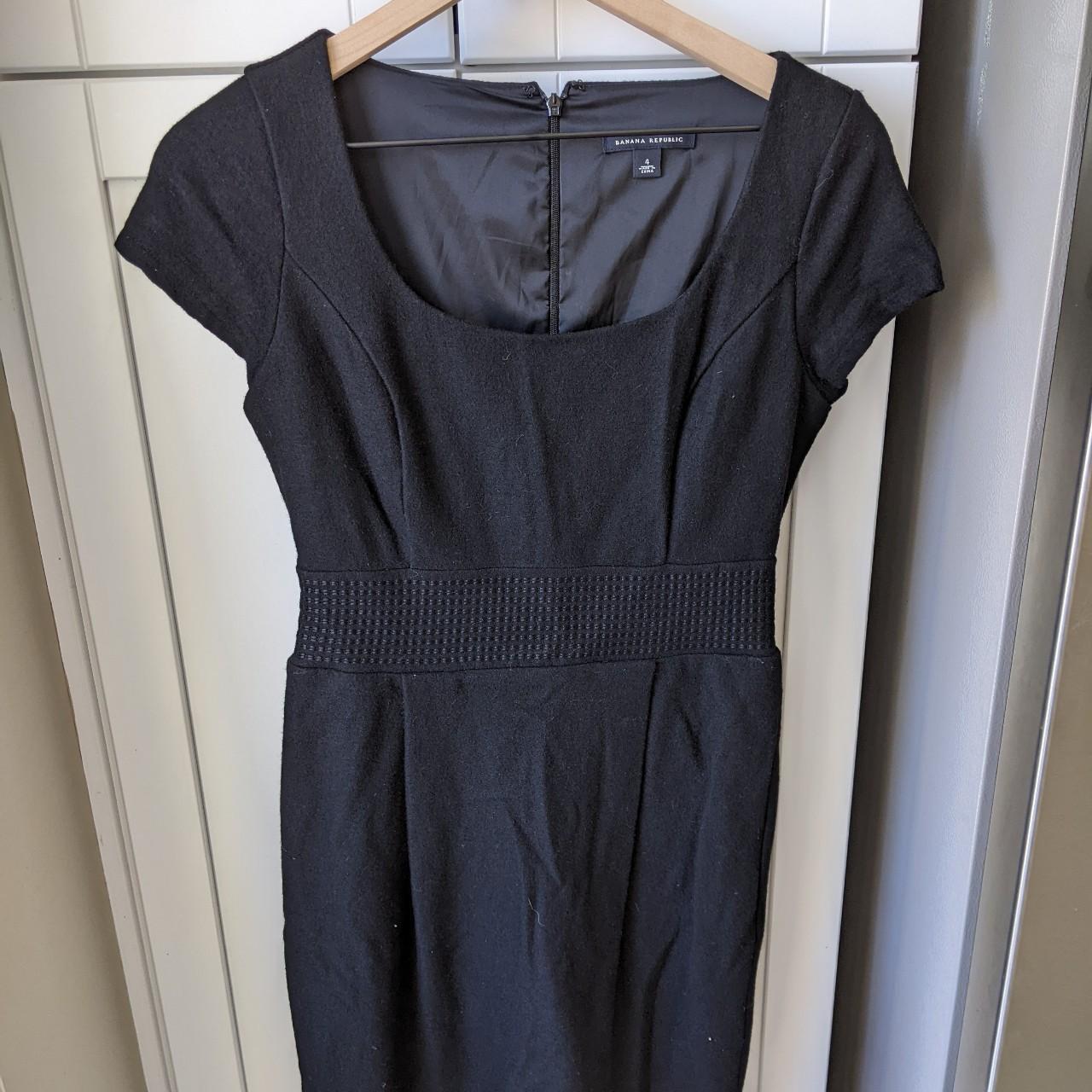 Banana Republic Women's Black Dress | Depop