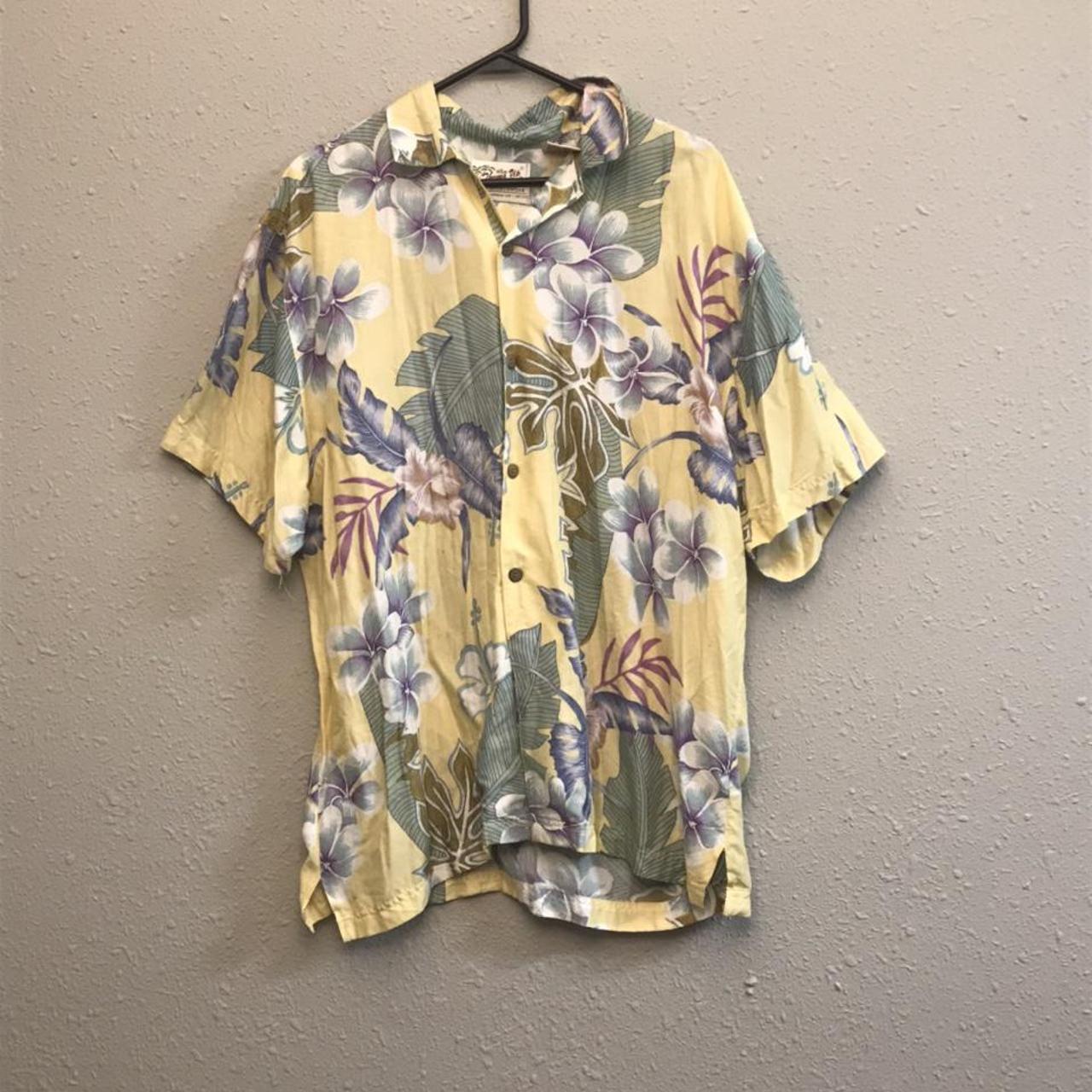 Thrifted relaxed fit Hawaiian shirt from the 1970’s!... - Depop