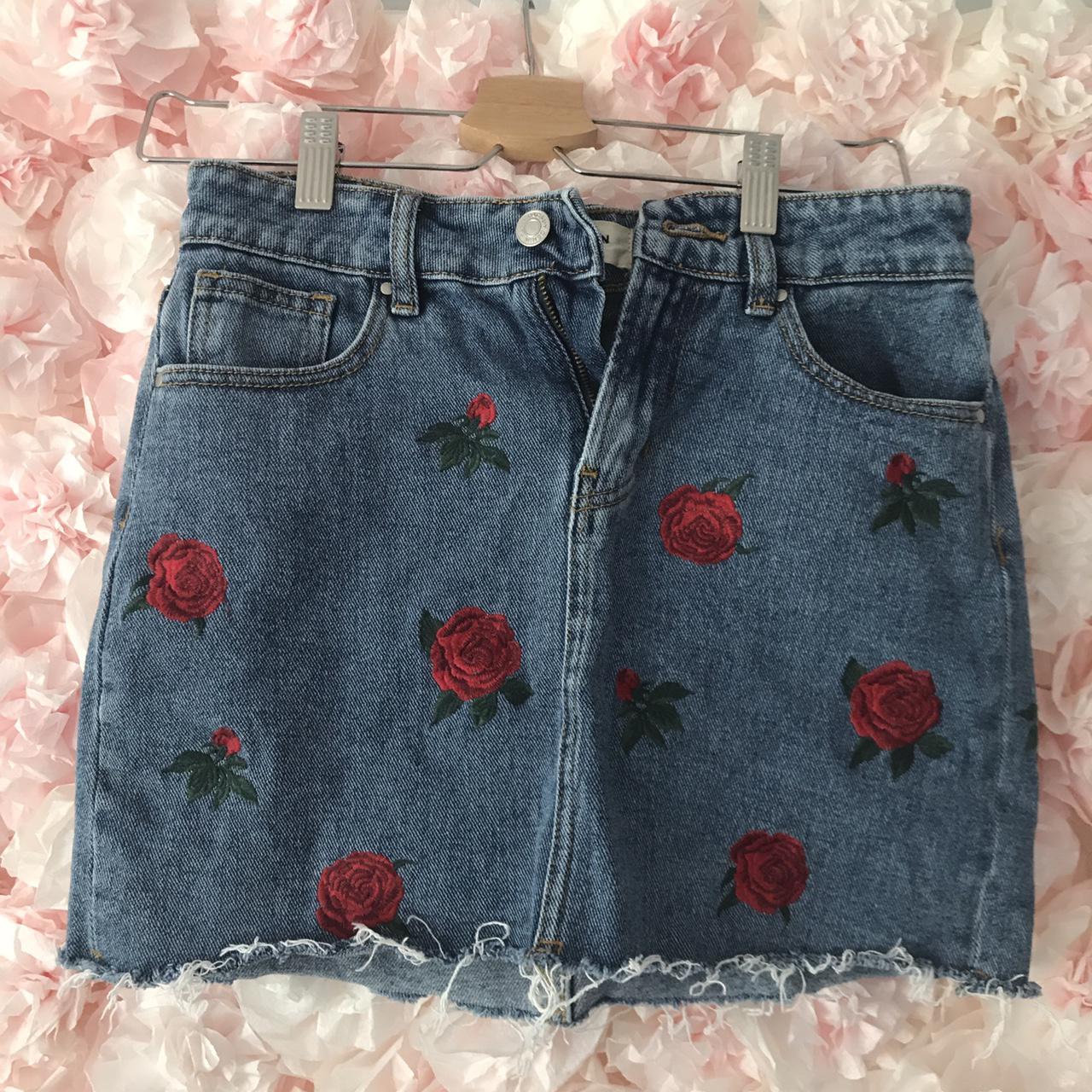 🌹Rose embroidered PacSun jean skirt🌹 Unique,... - Depop