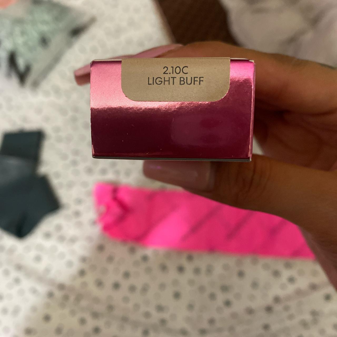 Beauty blender bounce airbrush liquid whip concealer Depop