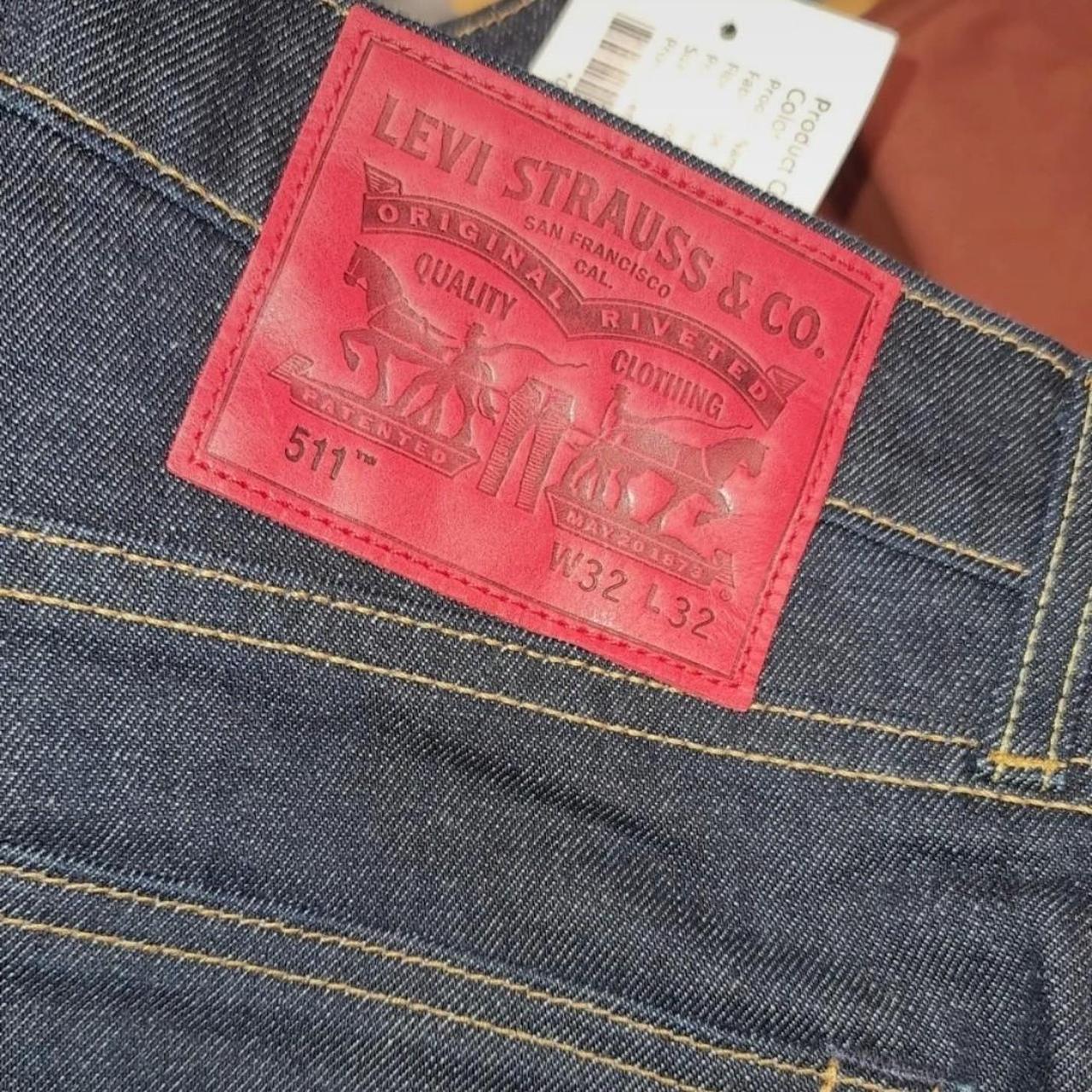 Levi's Men's Navy and Red Jeans | Depop
