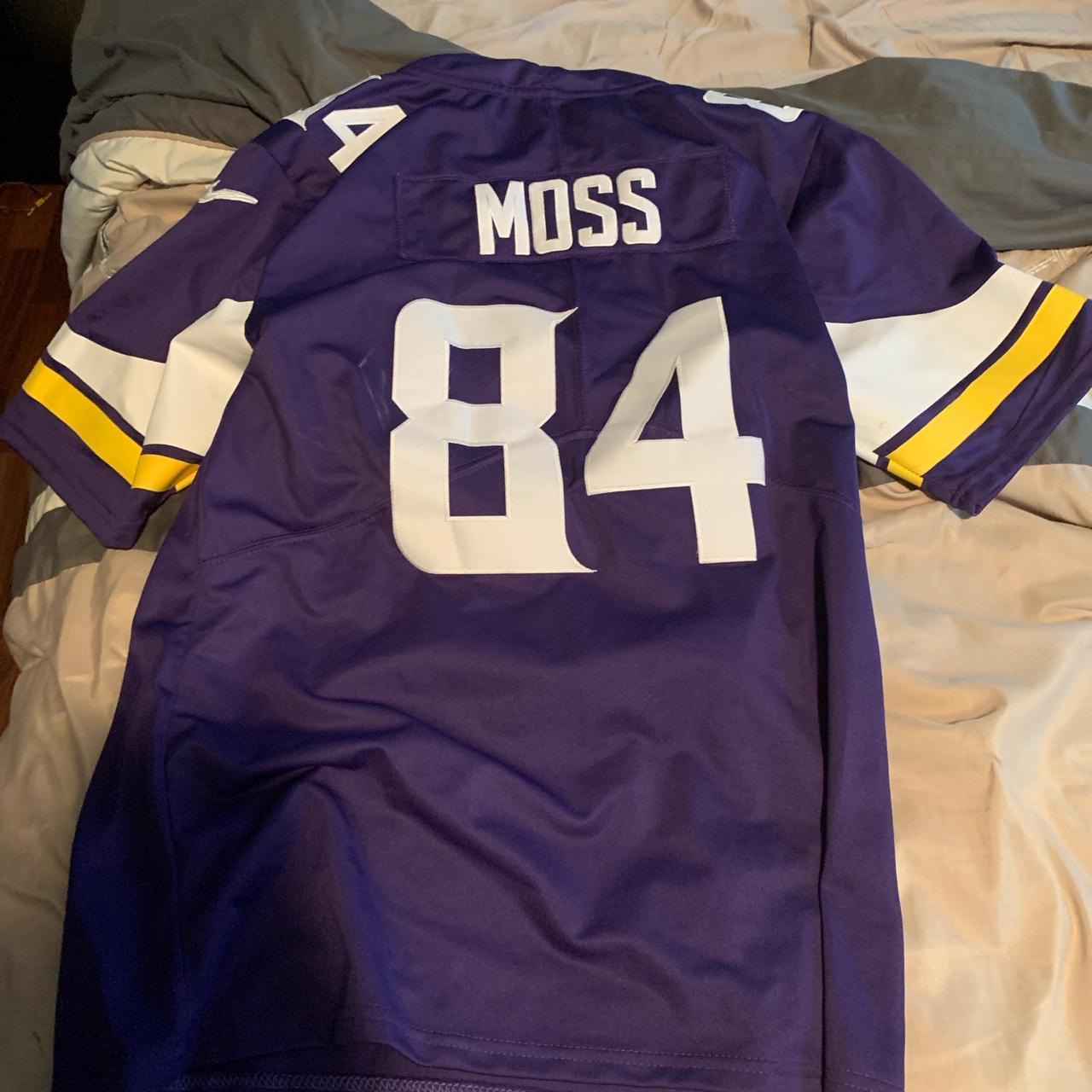 Randy Moss black jersey size medium. From Oakland - Depop