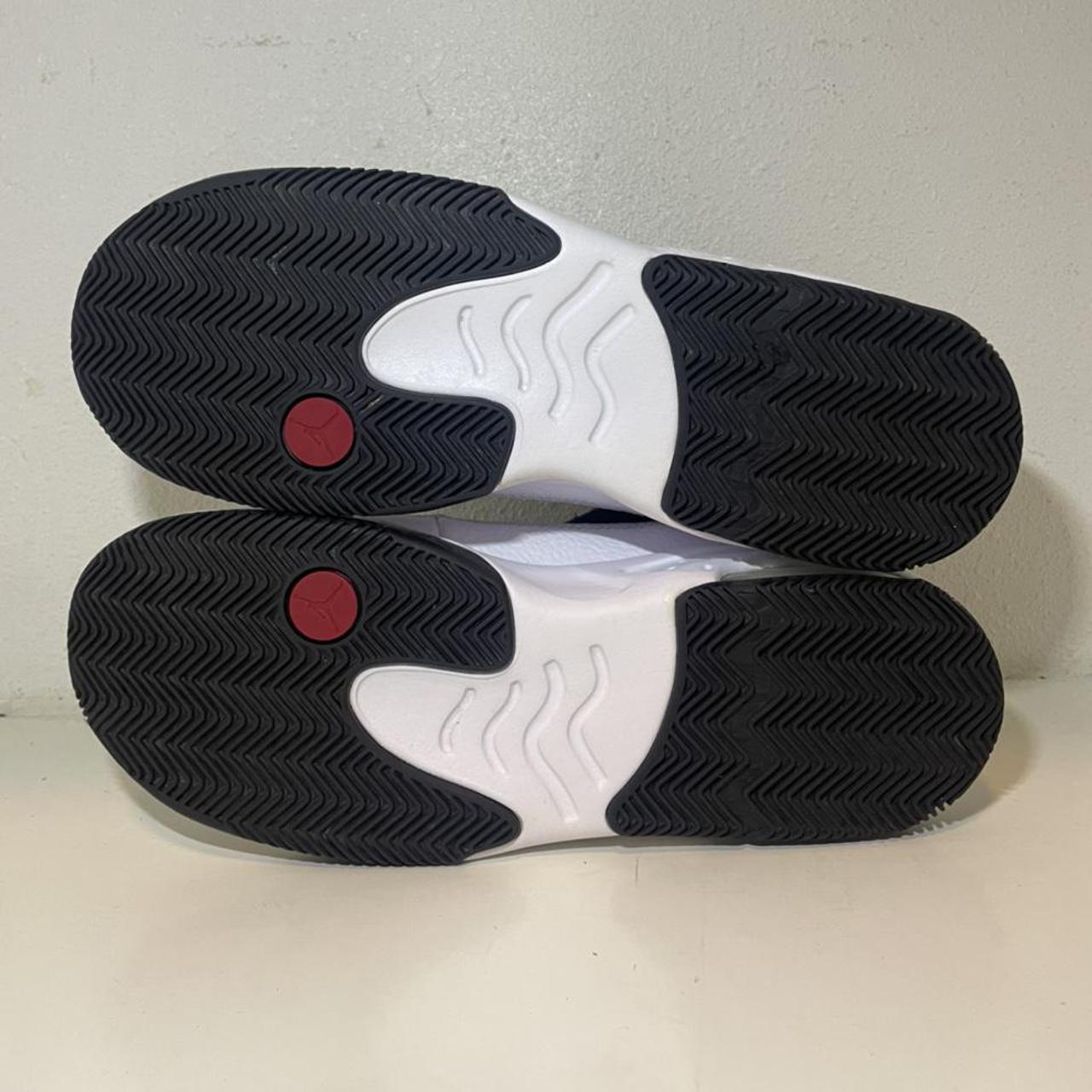 Nike Air Jordan Max Aura 2 GS Size 7Y CN8094-100... - Depop