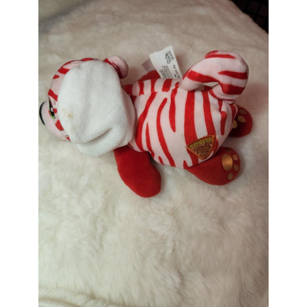 Cutetitos Pizzaitos Red & White Plush Cutetitos... - Depop