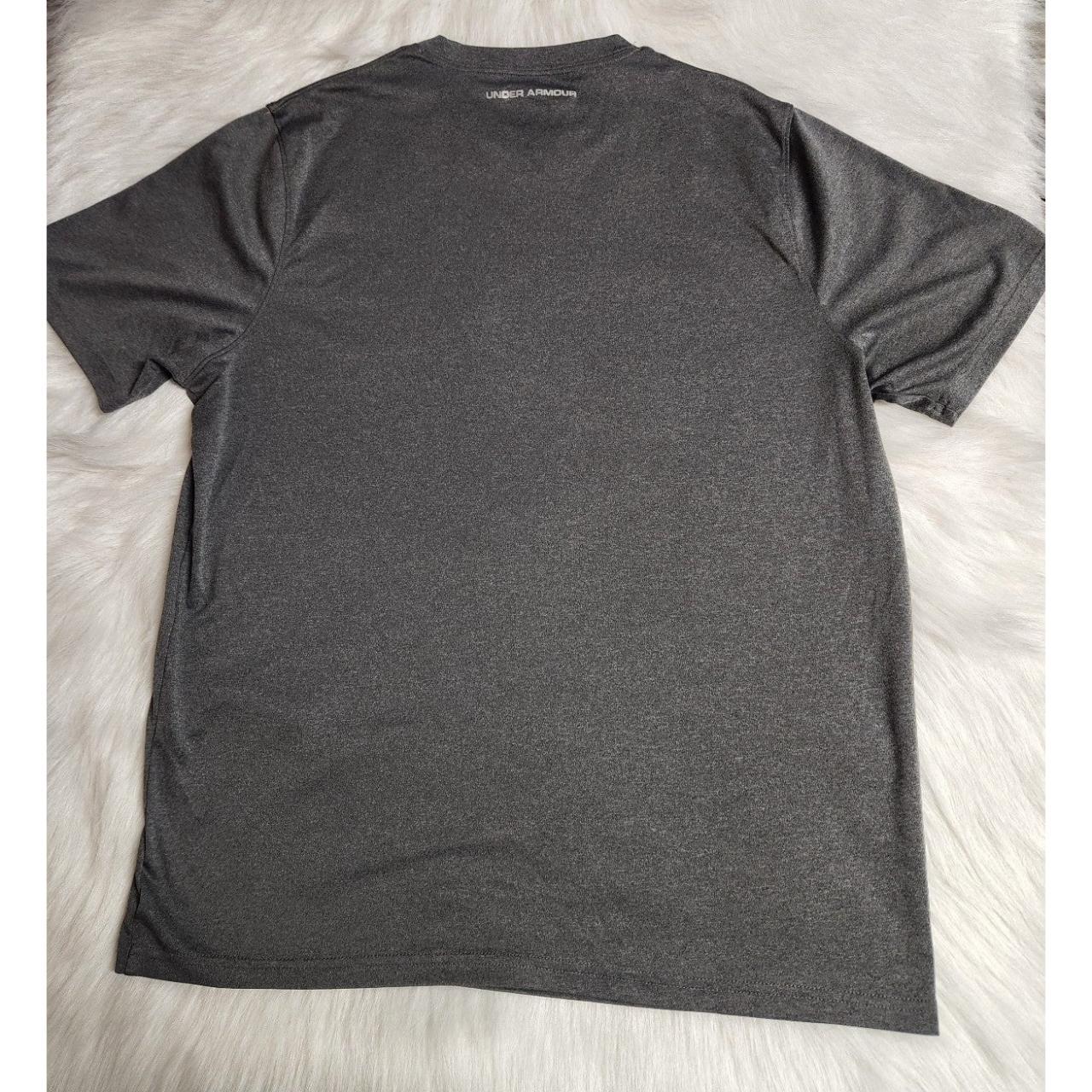 Under Armour Mens Grey Shirt Large Good Condition.... - Depop