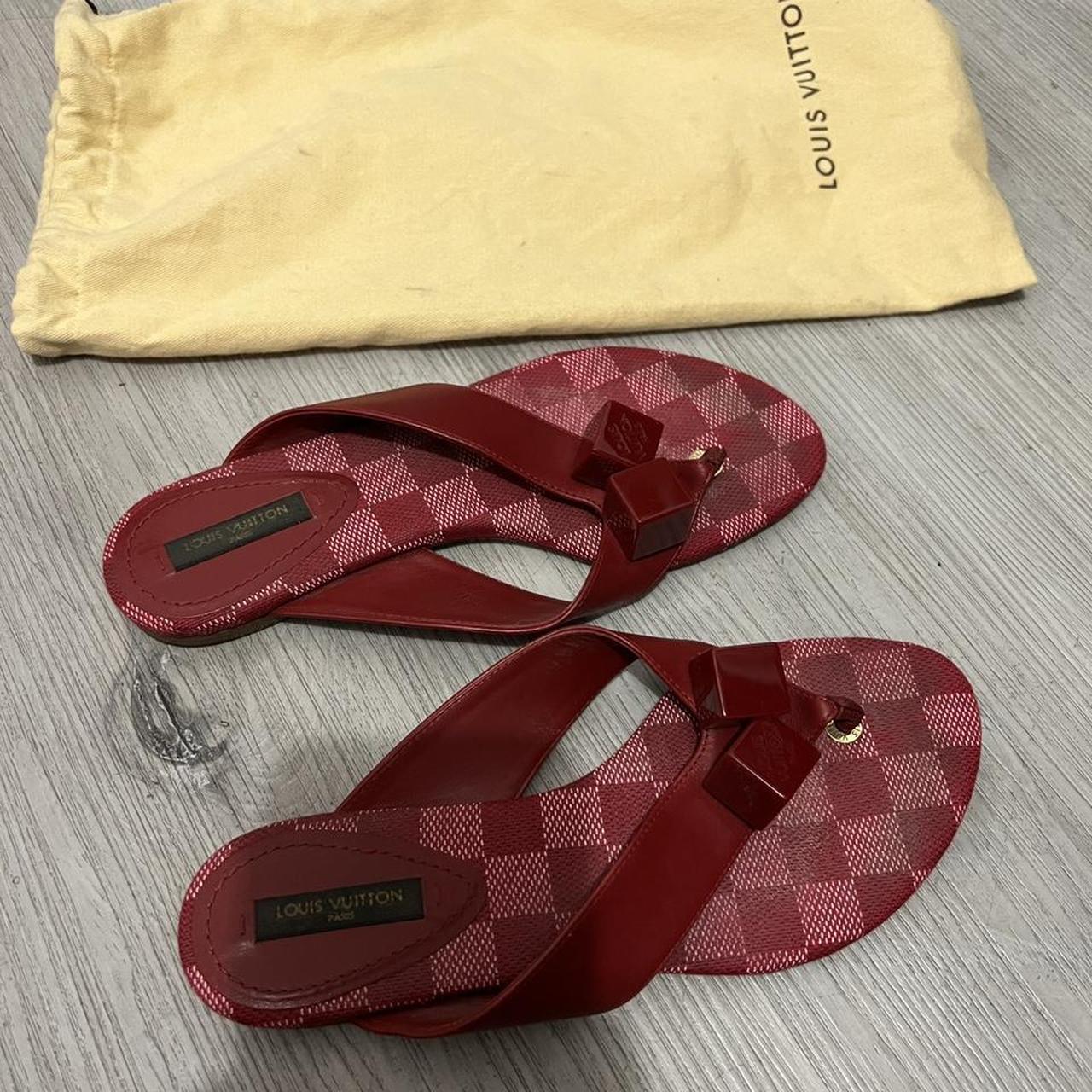 checkered flip flops