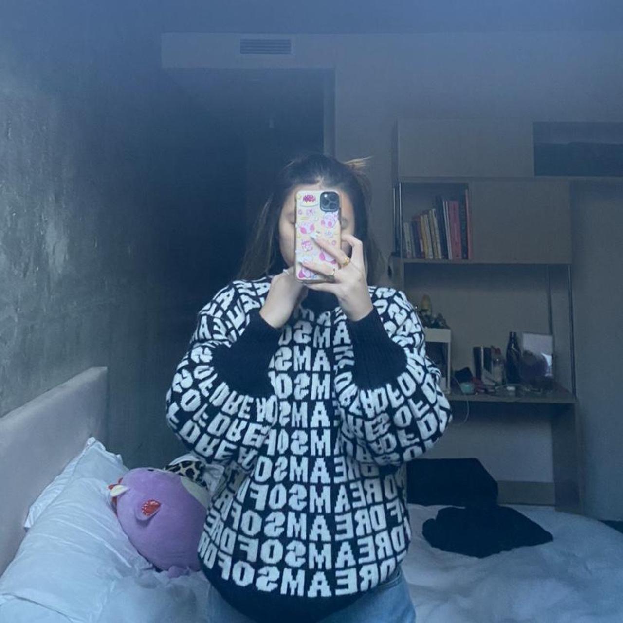 H&m hotsell dreams sweater