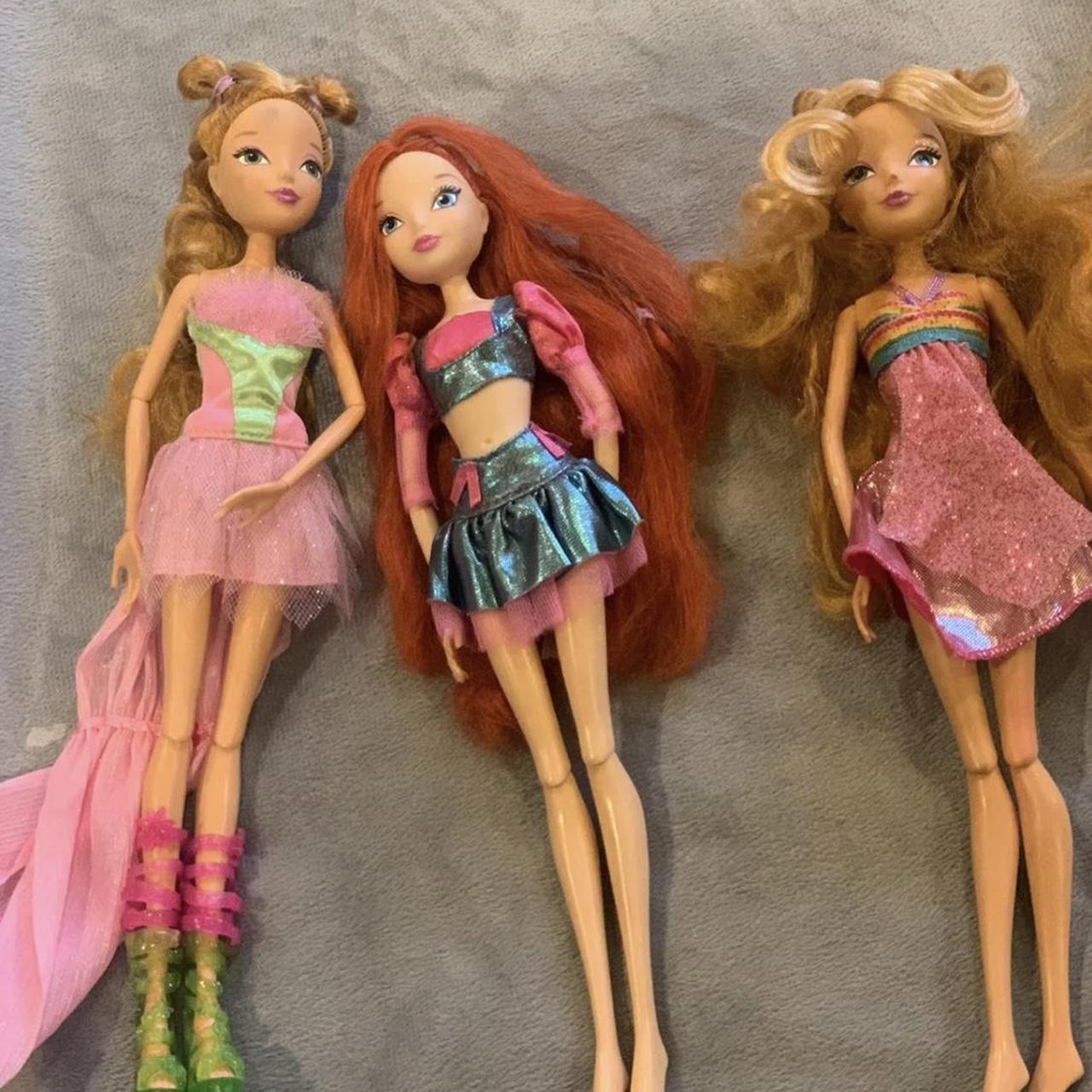 Winx club doll lot 2 floras 1 bloom Comes as... - Depop