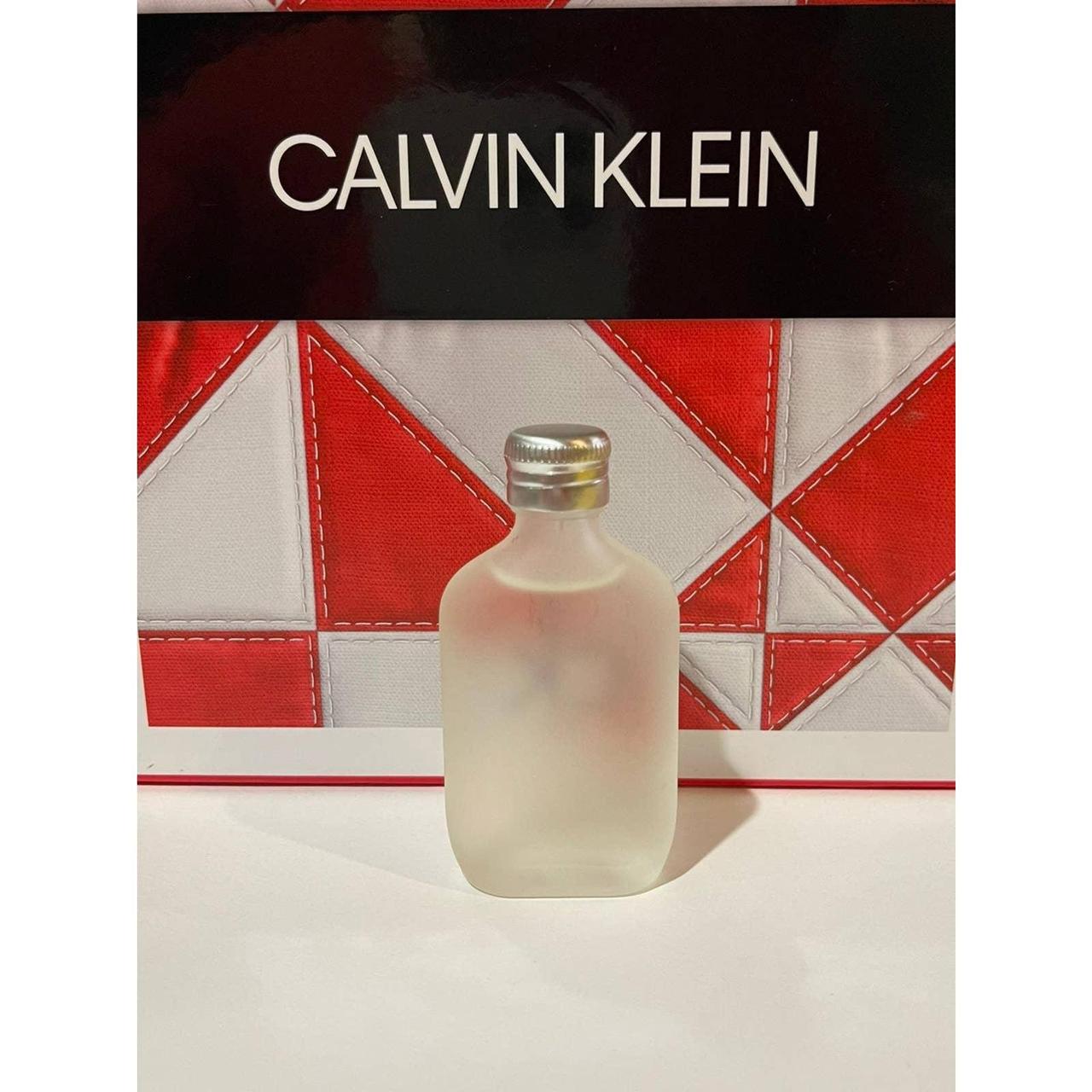 Calvin Klein White Fragrance (2)