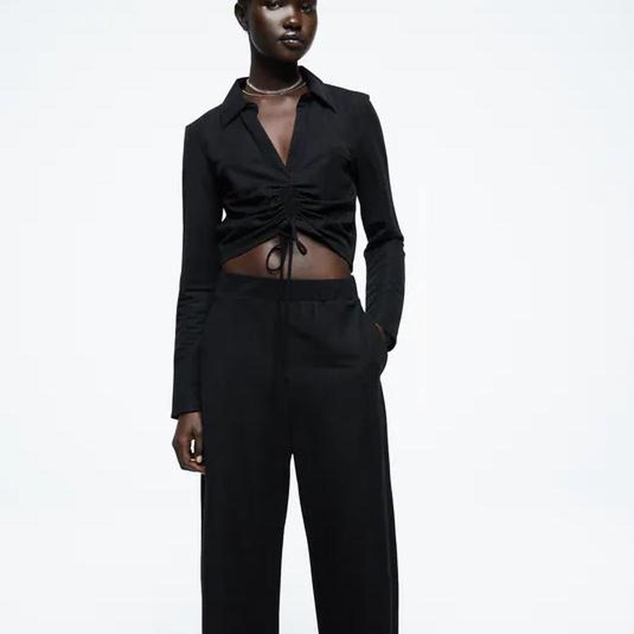 Zara Women's Black Tshirt Depop