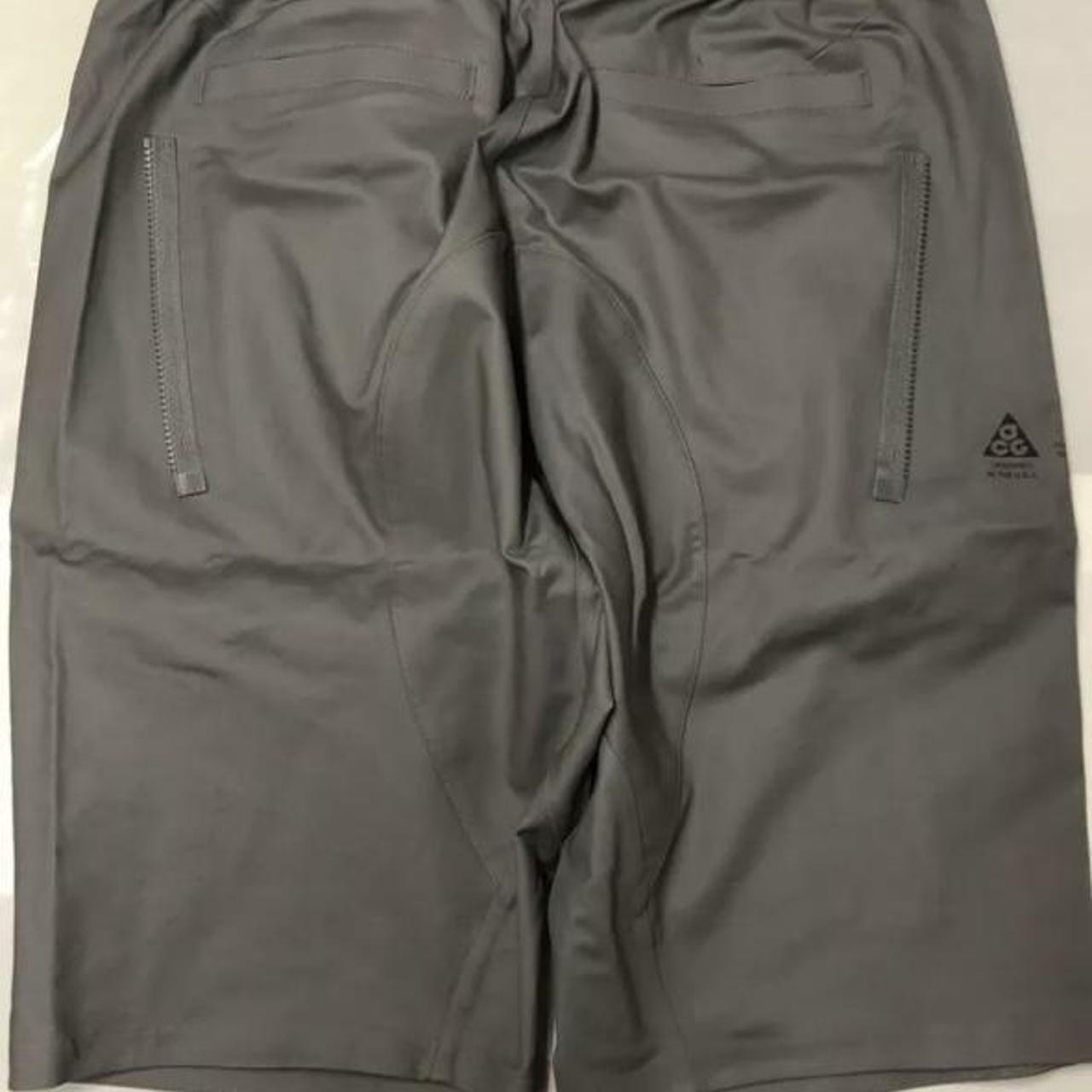 nikelab acg deploy cargo shorts