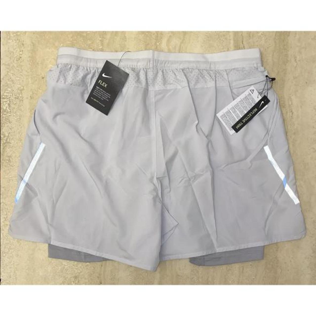 nike flex stride 5 inch grey