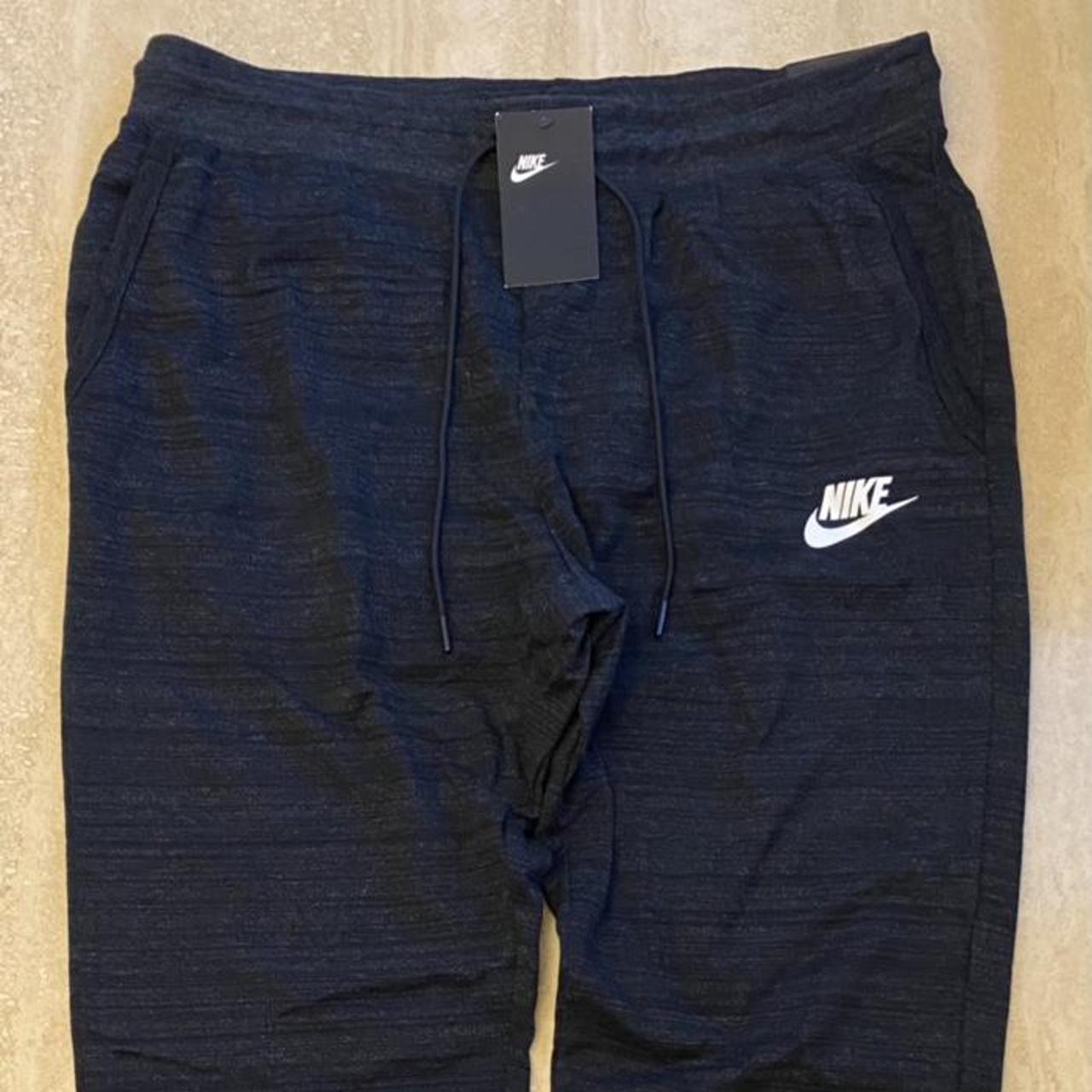 Nike Men's Black and White Trousers | Depop