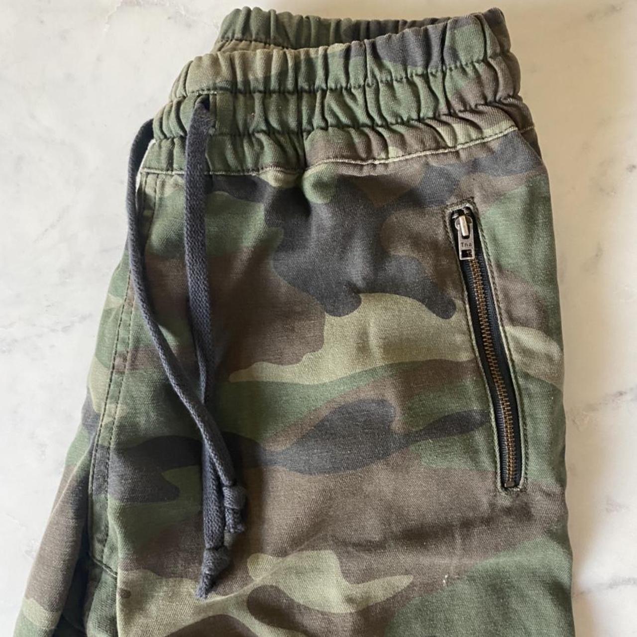 aritzia cargo pants