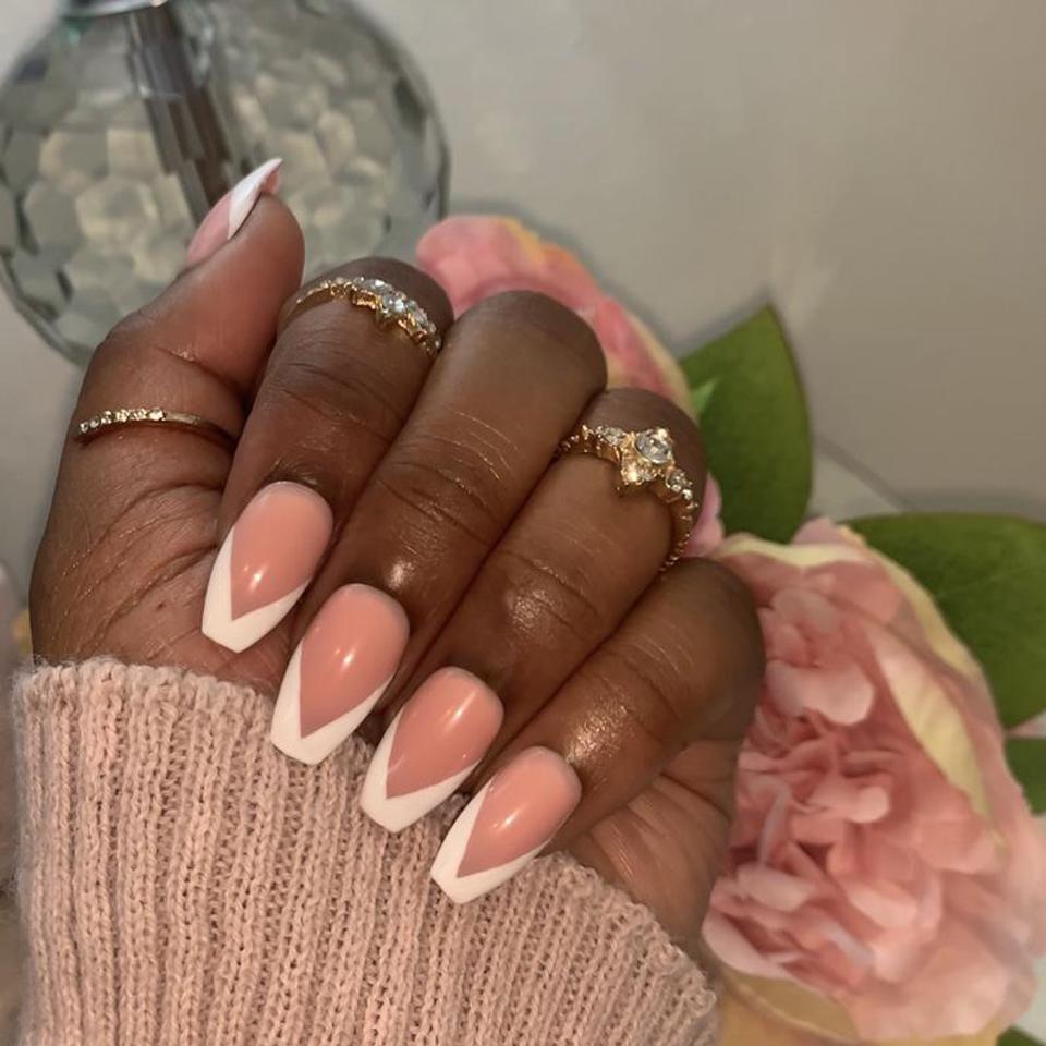 Louis Vuitton-style custom press on nails. Can be - Depop