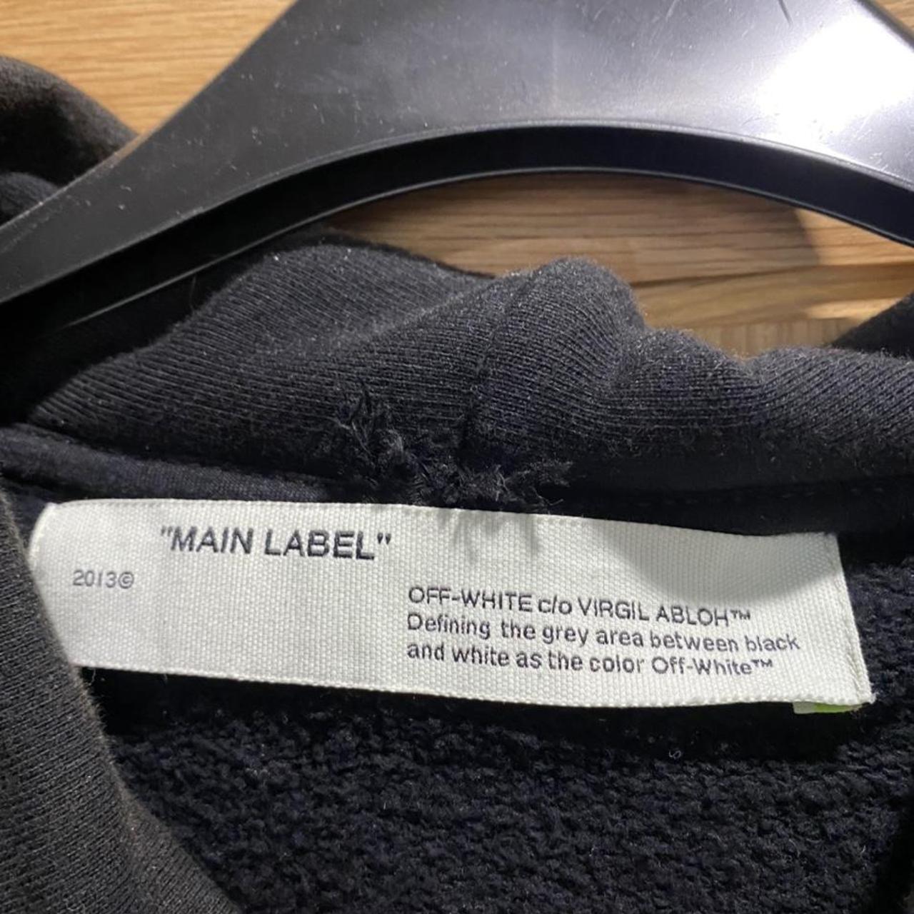 Off white main deals label hoodie