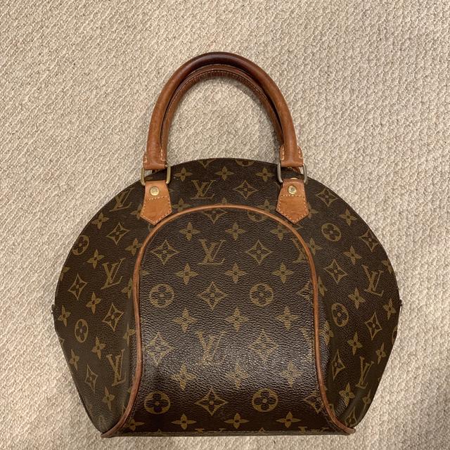 Louis Vuitton, Bags, Clamshell Louis Vuitton Bag