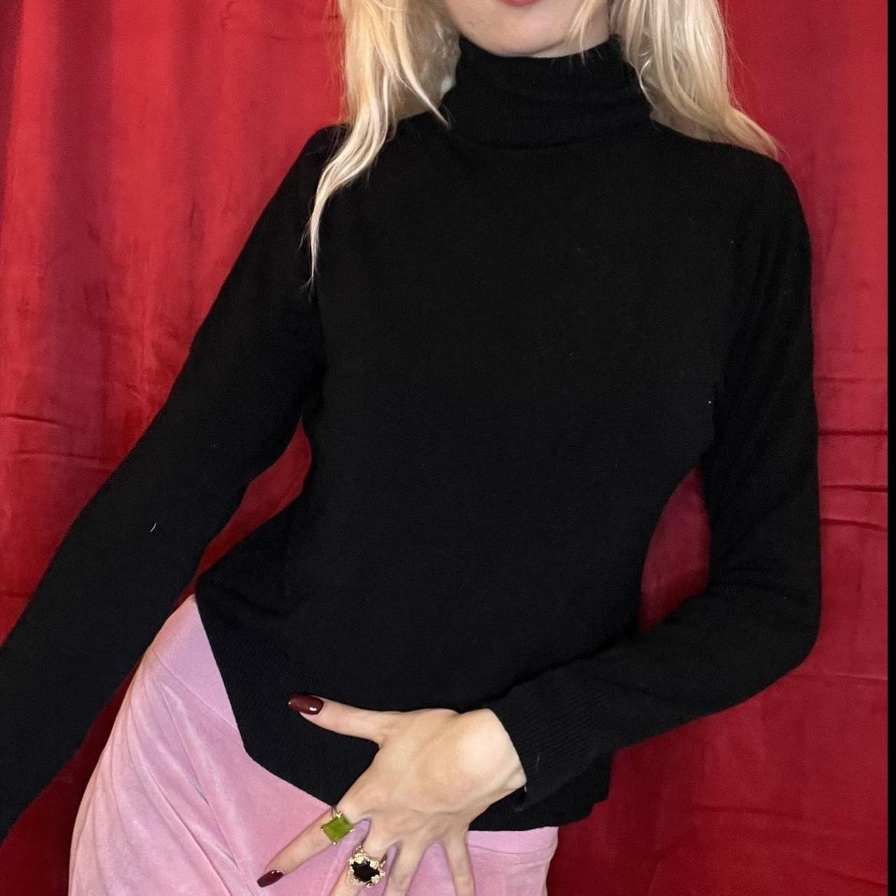 Stretchy hot sale black turtleneck