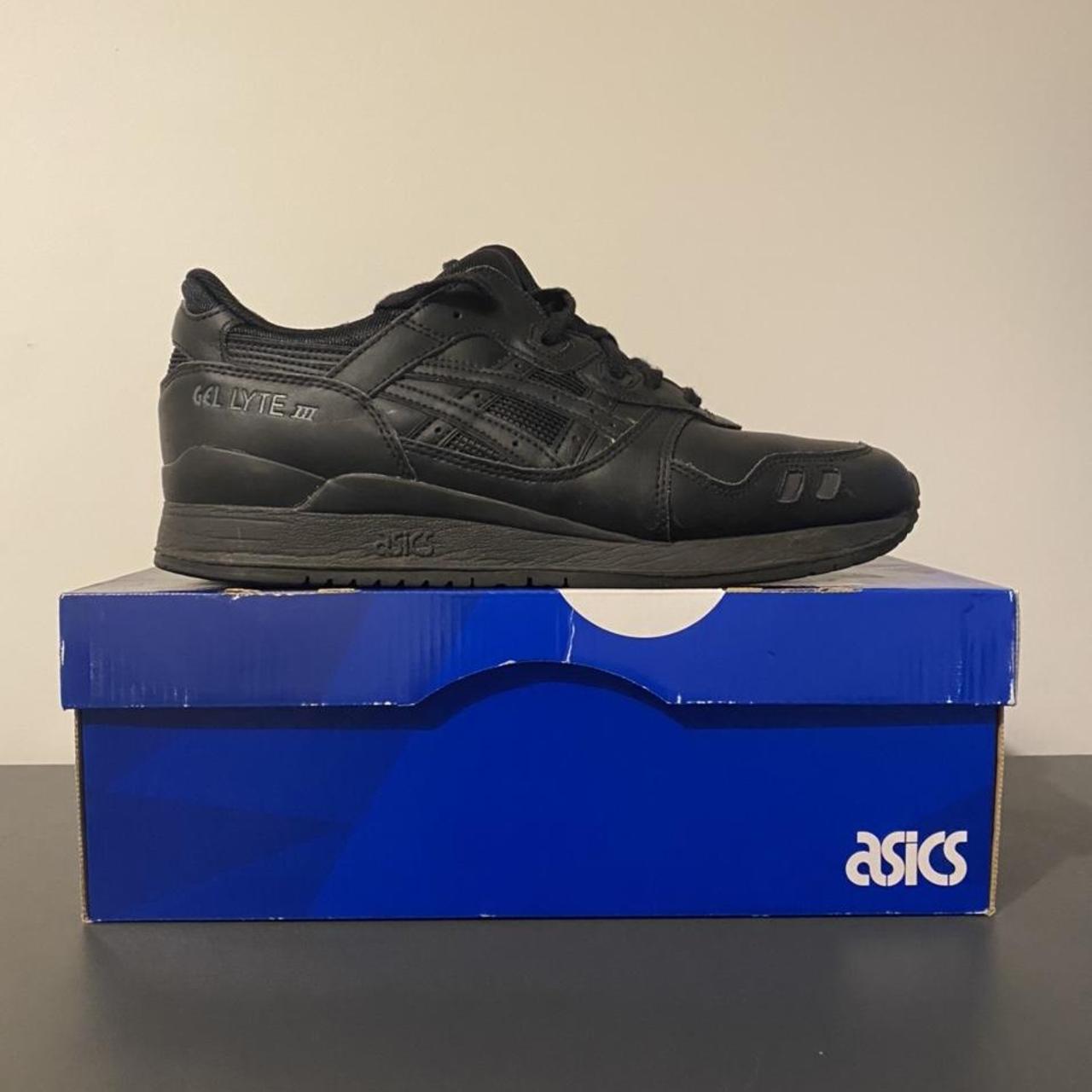 ASICS Men's Black Trainers Depop