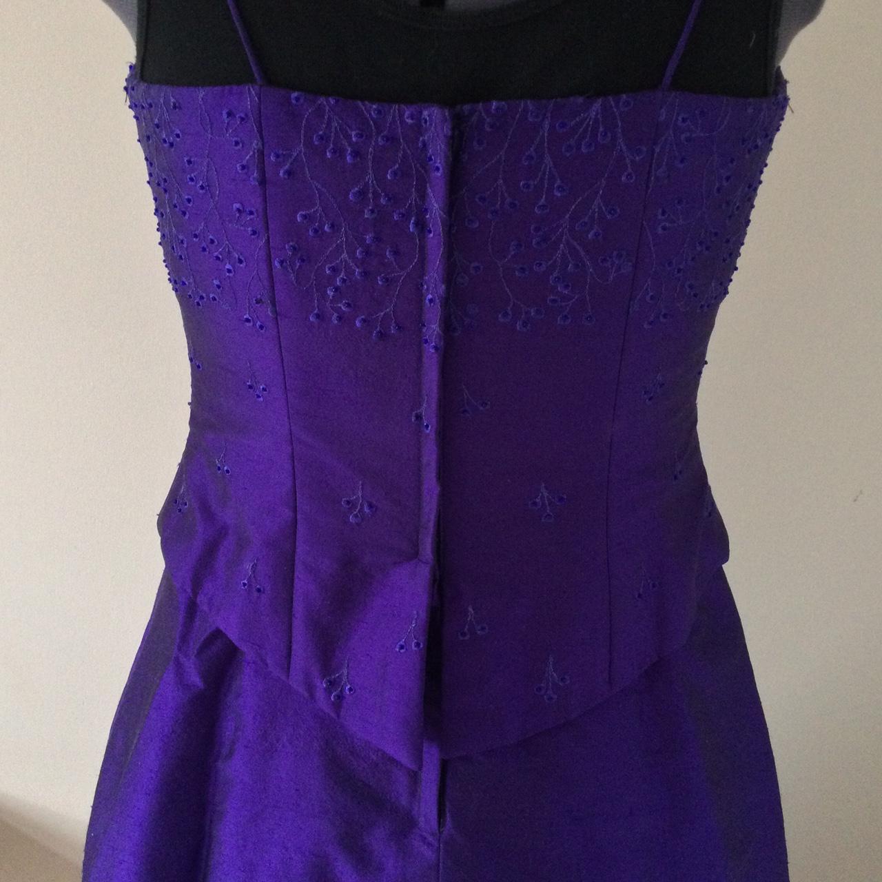 Ideal for maid of honour / bridesmaid or Ball gown... - Depop