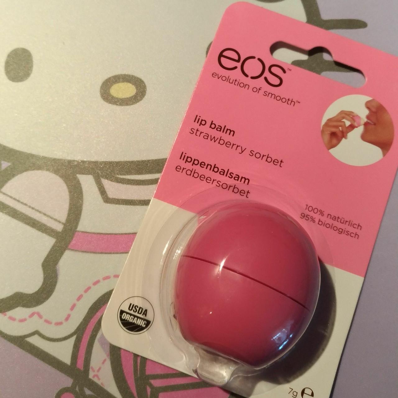 Eos lip balm in Strawberry Sorbet 100% biologico Ss... | Depop, image size:1280x1280