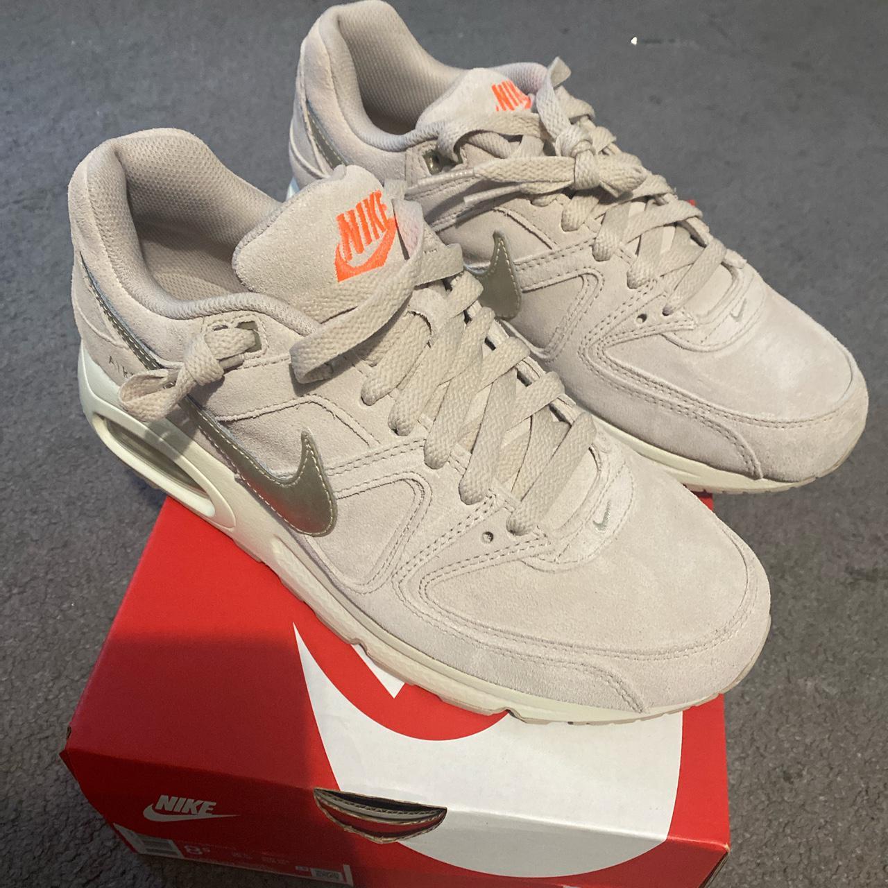 nike womens air max command prm