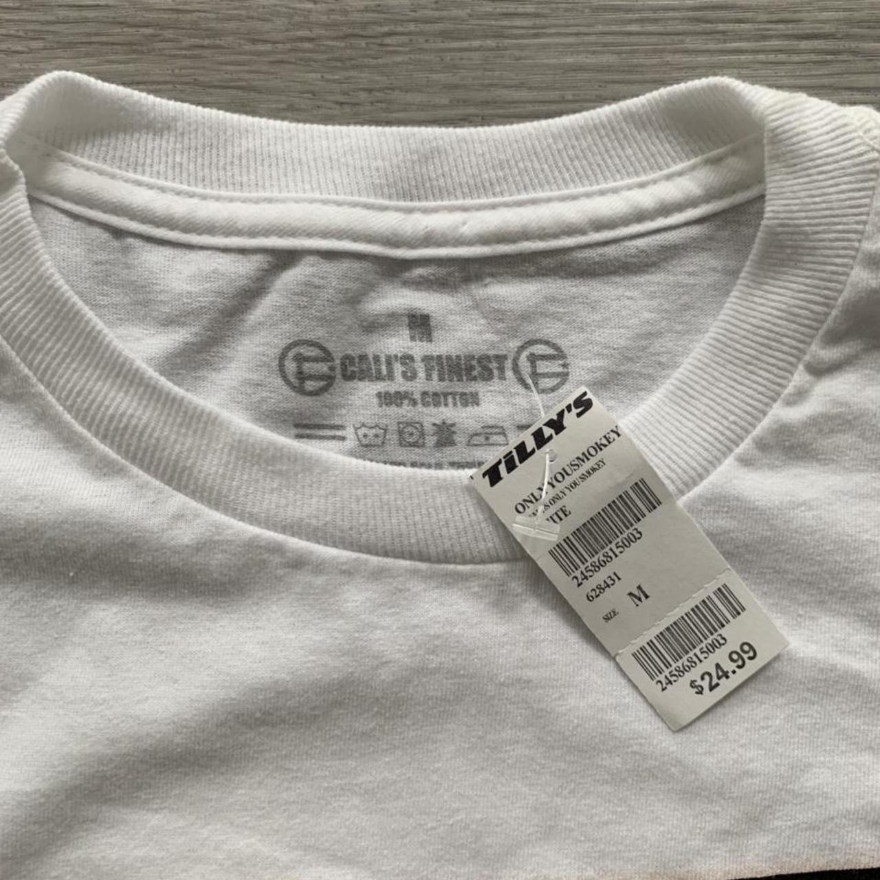 Tillys Men's White T-shirt (4)