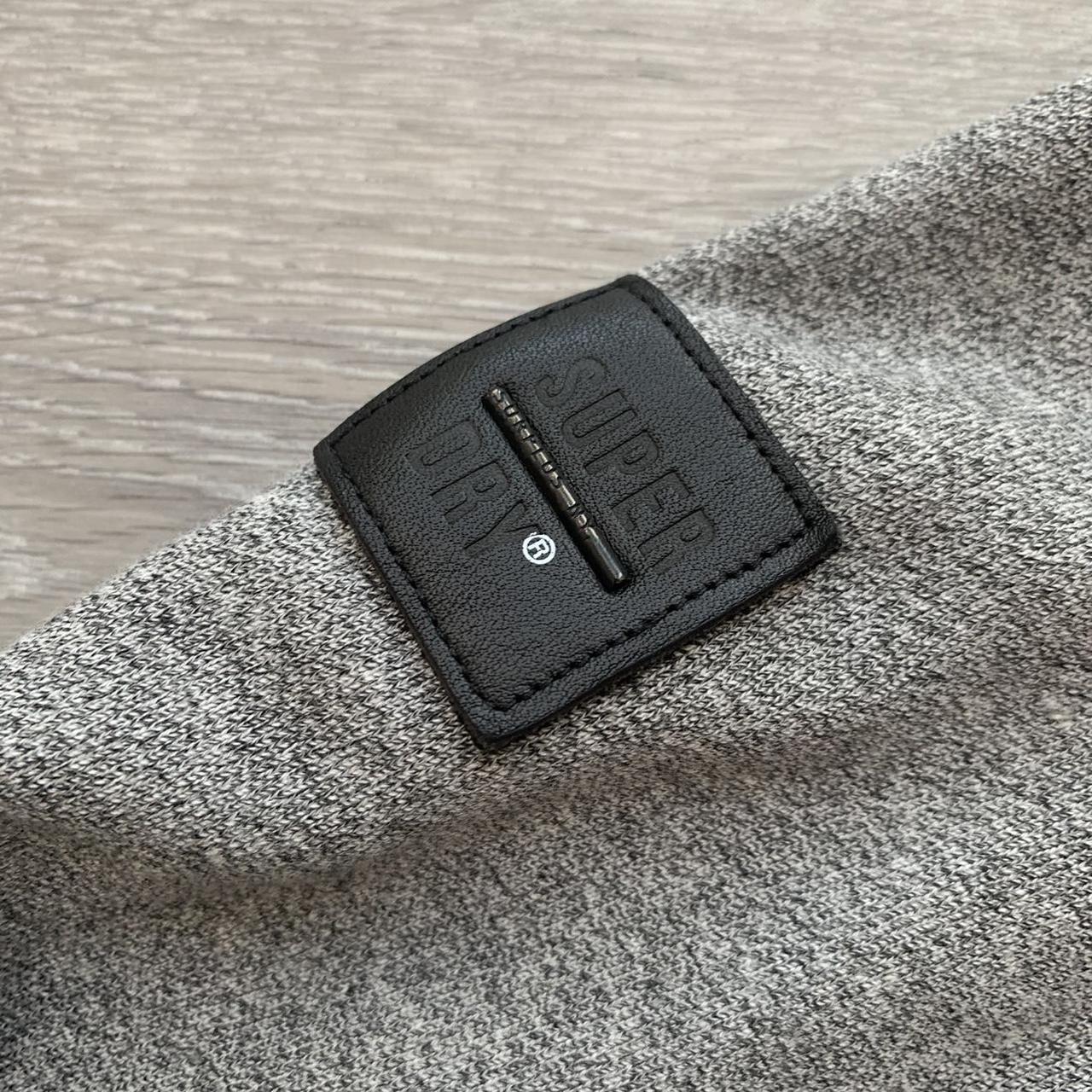 Superdry Men's Grey and Black Hoodie (3)