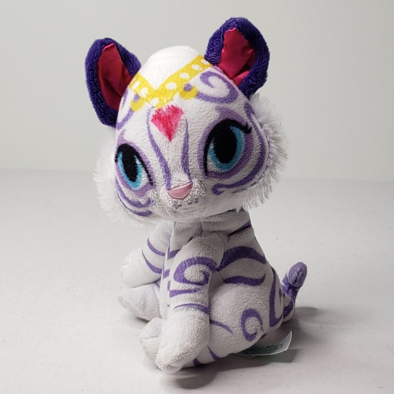 nahal plush