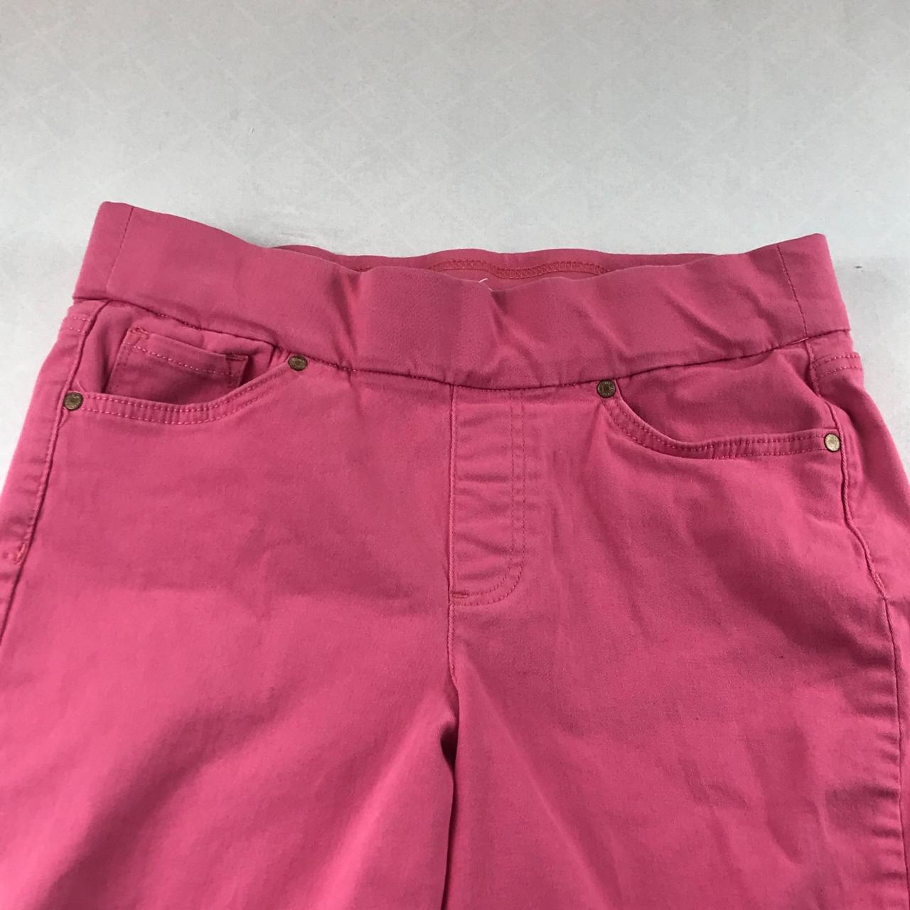 Gloria Vanderbilt Bermuda Shorts Size 10 Elastic... - Depop