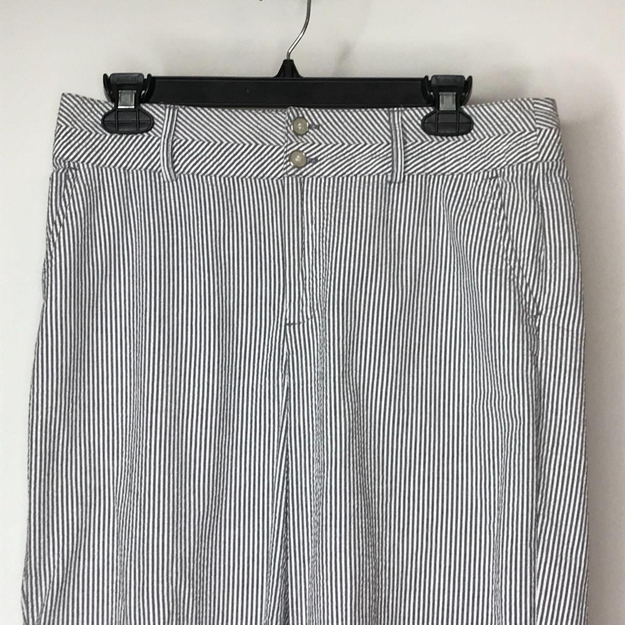 Christopher & Banks Seersucker Capris Size 10P Grey... - Depop