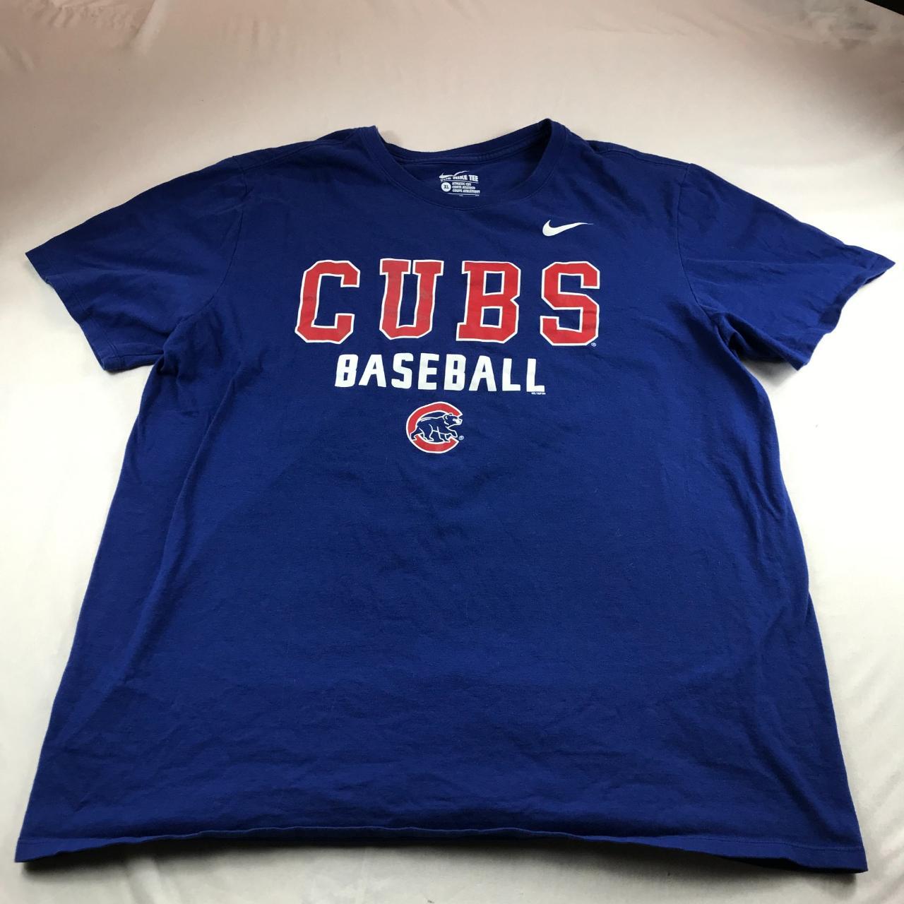 The Nike Tee Cubs Baseball T-Shirt Size XL Athletic... - Depop