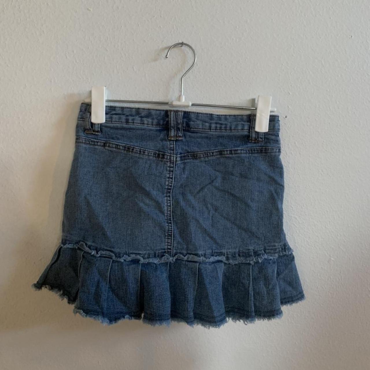 Cute little denim mini skirt - Depop