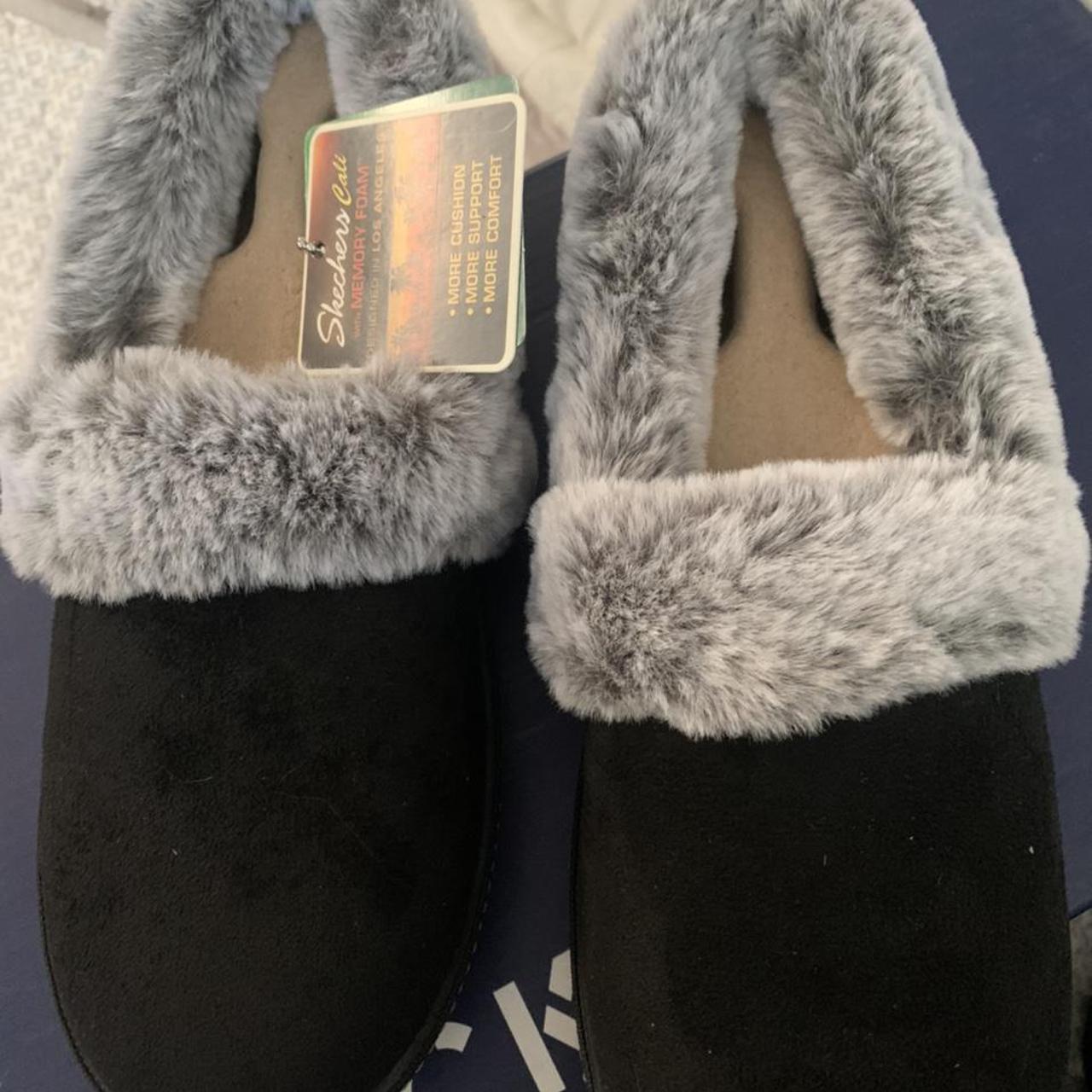 Sketchers slippers brand new no box got as a gift... - Depop