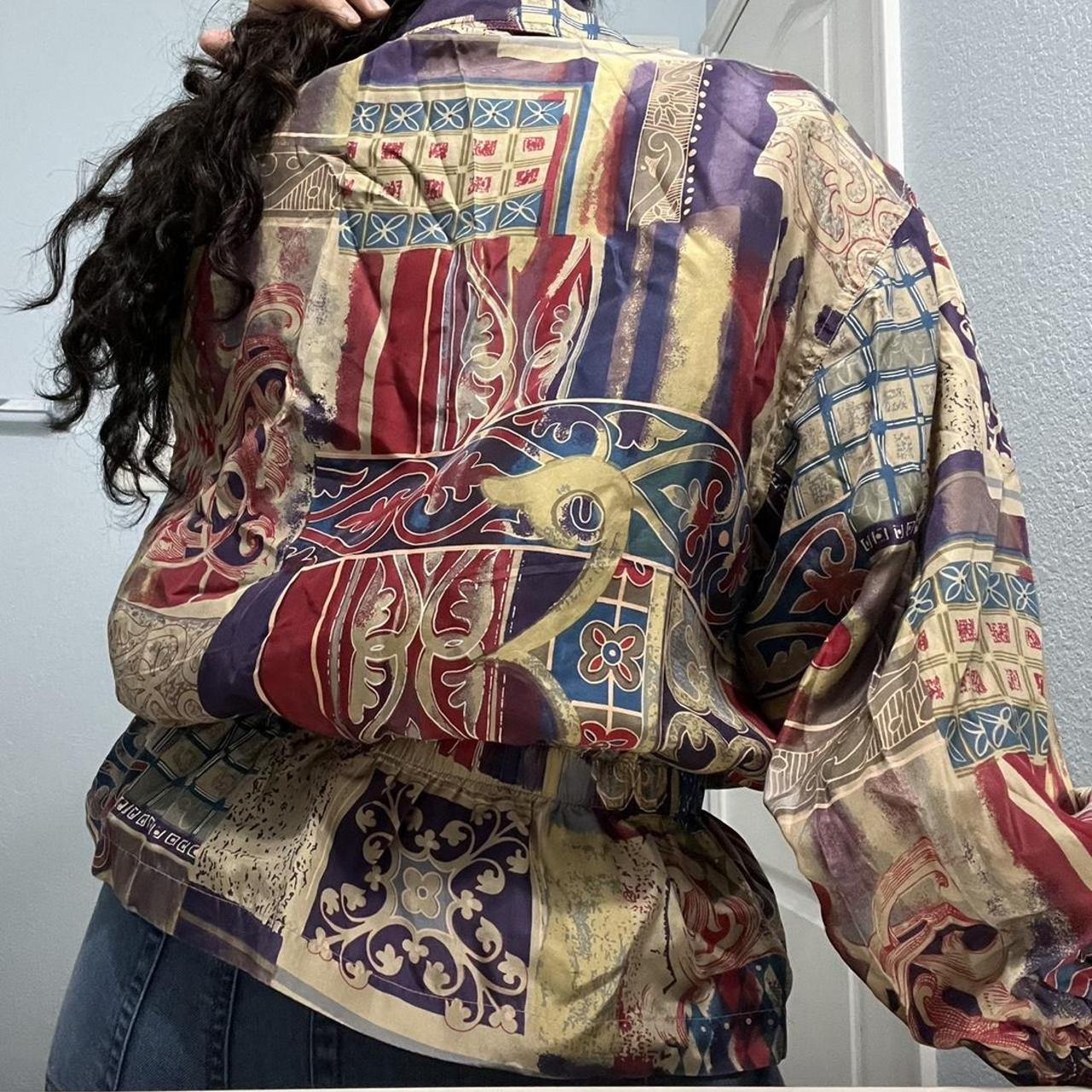 📀 Vintage East West silk puffer style zip up jacket... Depop