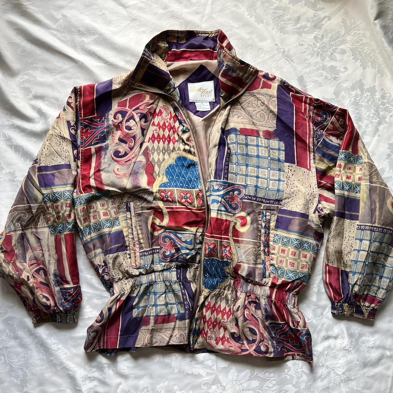 📀 Vintage East West silk puffer style zip up jacket... Depop