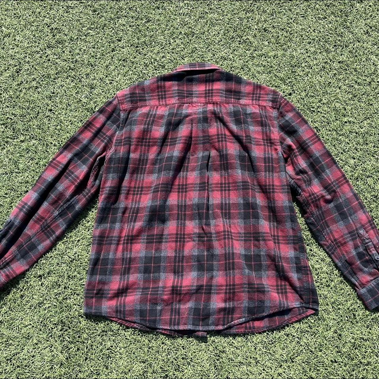 Product Image 3 - G.H. Bass - Flannel 👕

Size