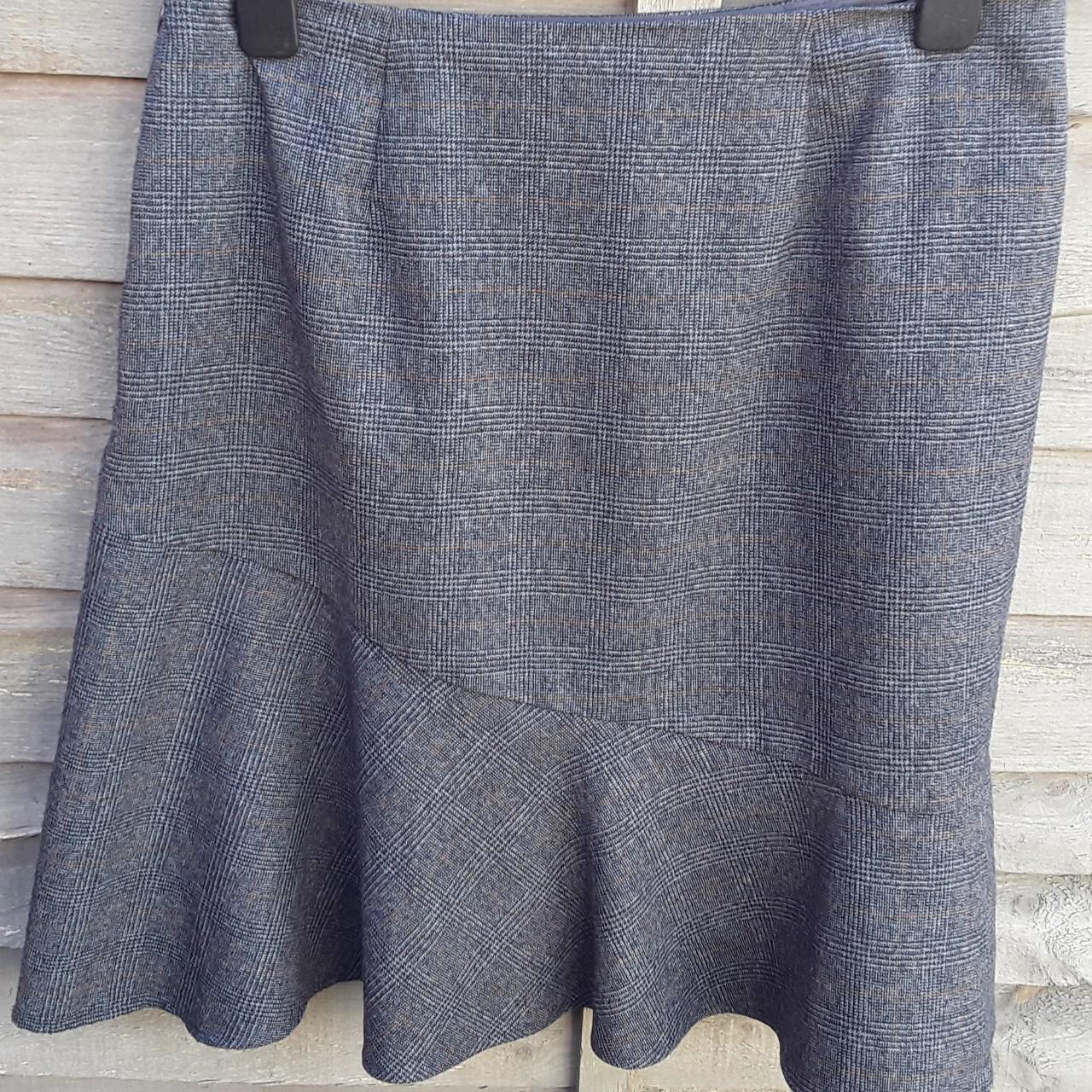 Marks & Spencer Women's Grey Skirt | Depop