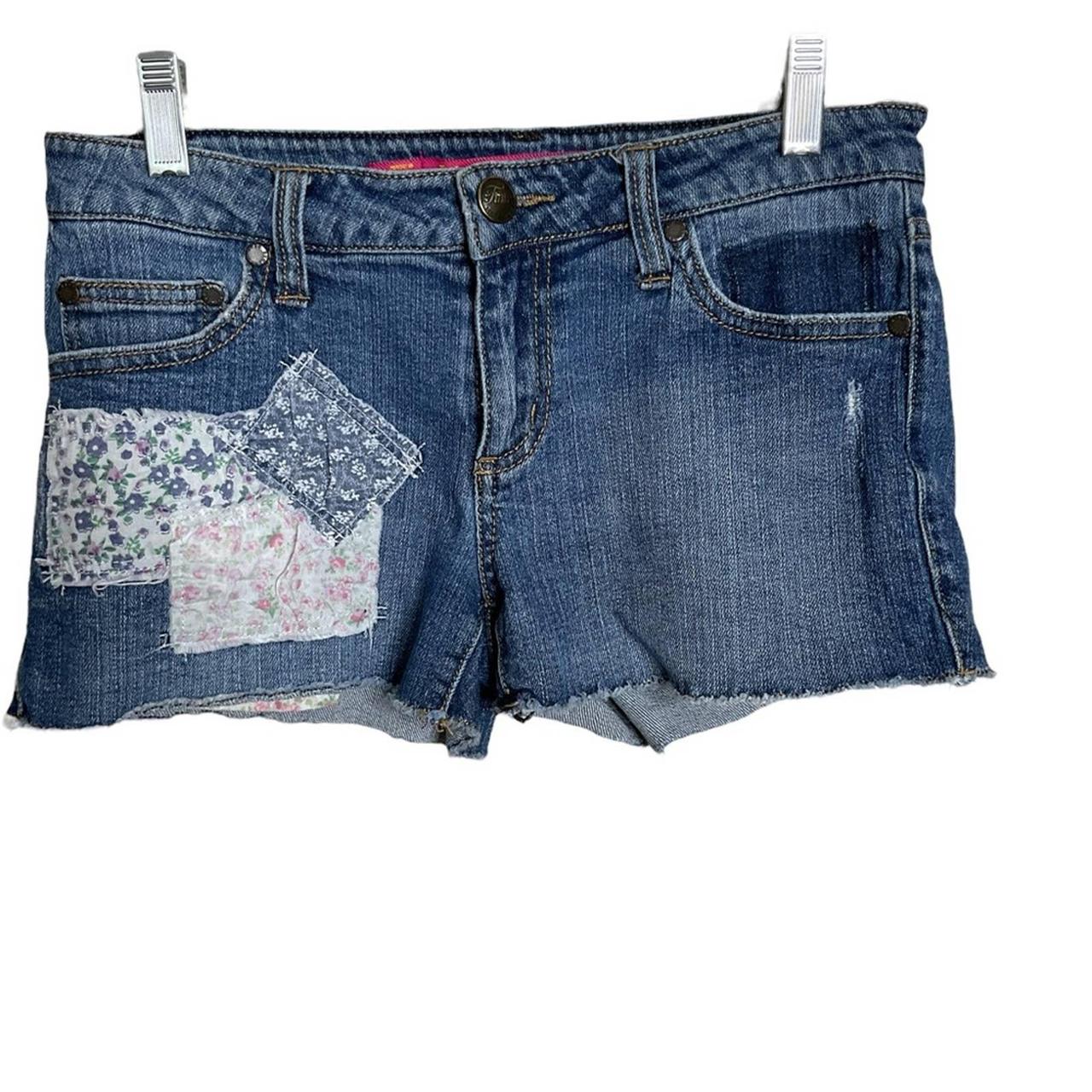 A darling pair of Tinseltown Denim Couture shorts... Depop
