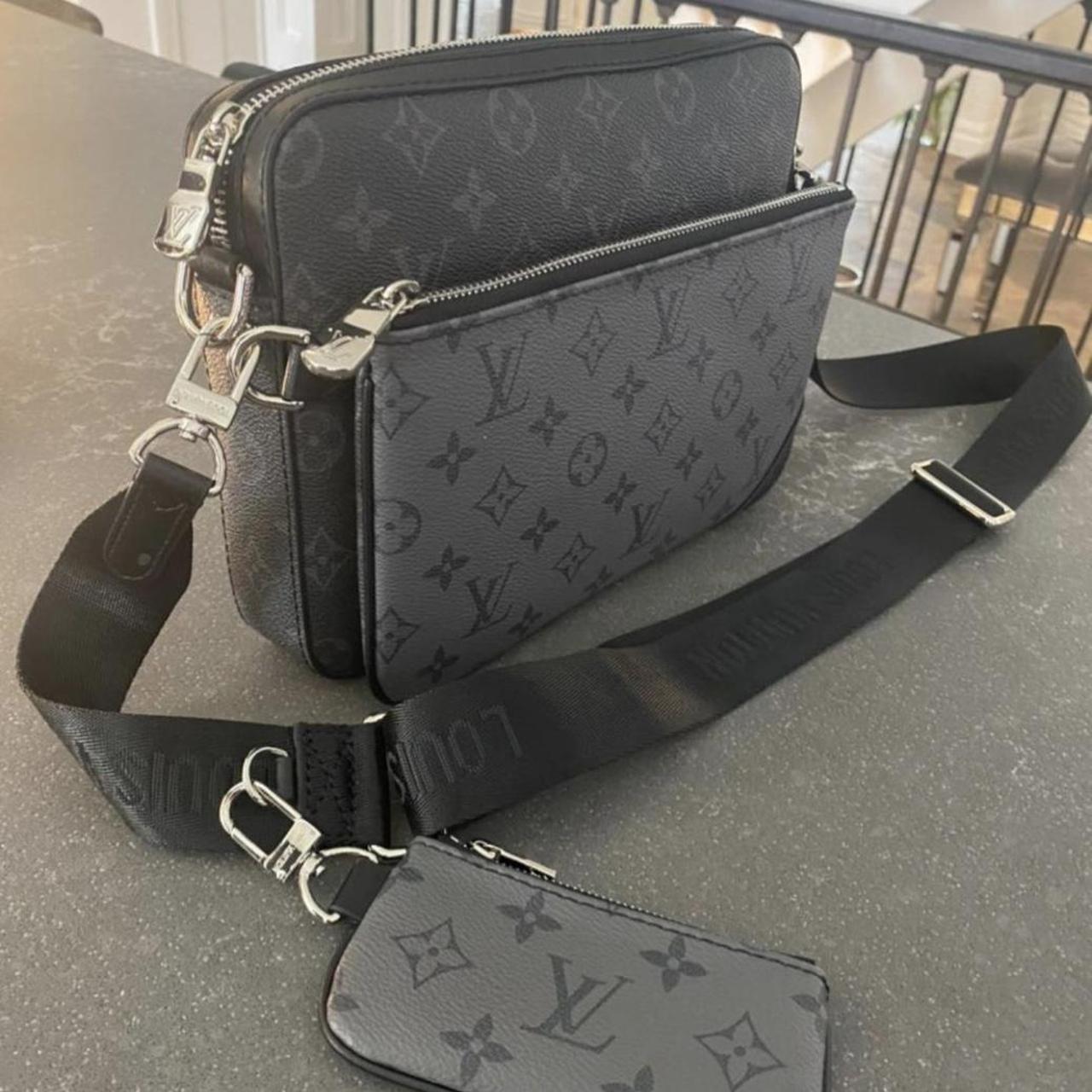 Louis Vuitton Mens Trio Messenger Bag - Message for