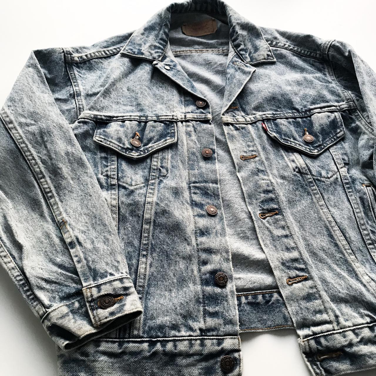 Vintage medium wash acid wash Levi’s jacket. Men’s... - Depop