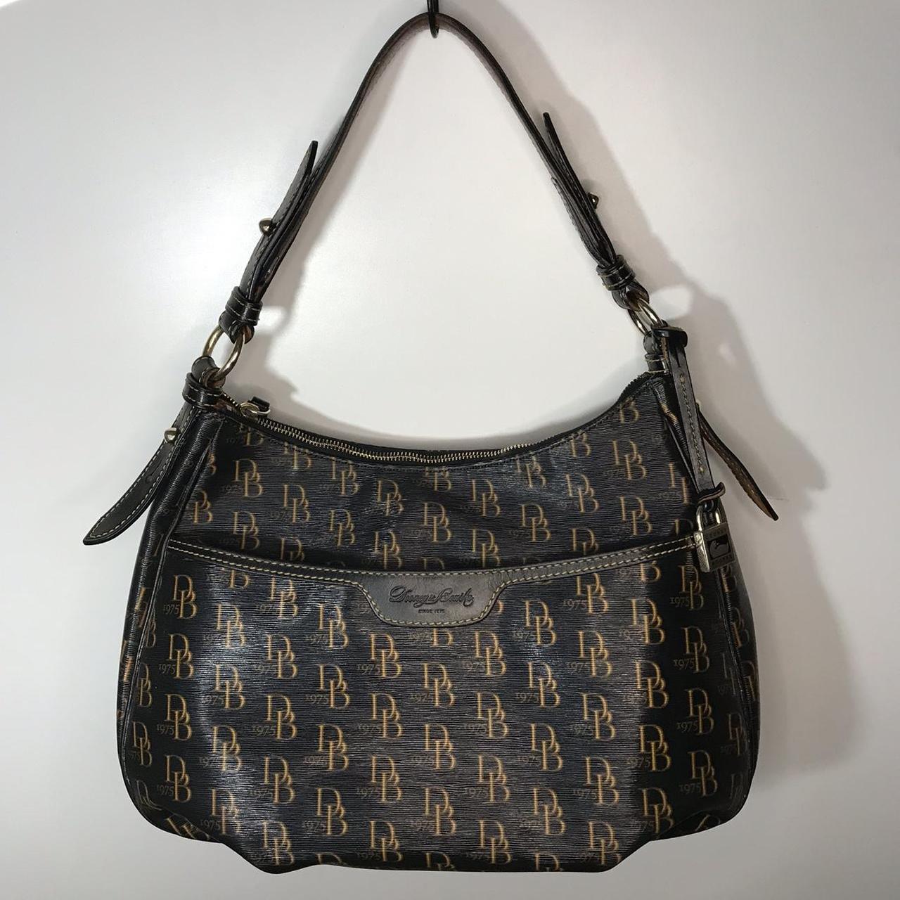 DOONEY BOURKE 1975 SIGNATURE COLLINS Black Depop DOONEY BOURKE 1975 SIGNATURE COLLINS Black Depop