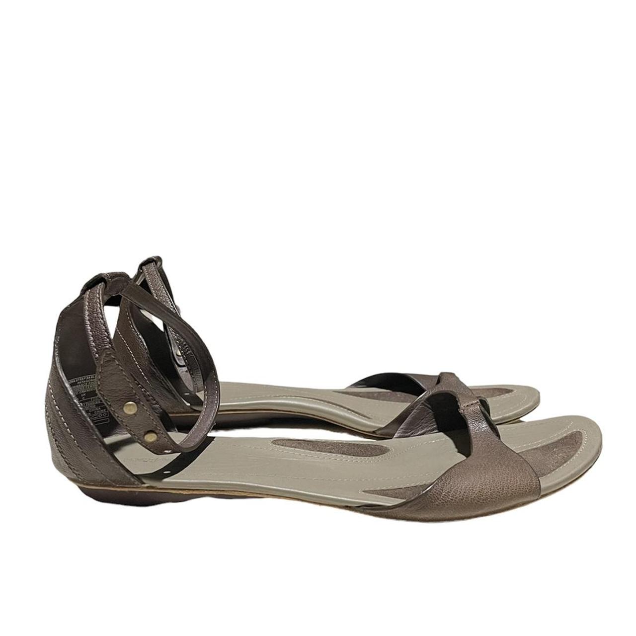 Chaco juniper cheap leather sandal